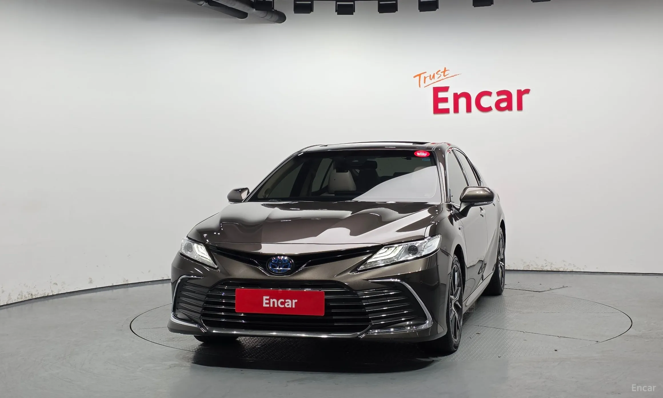 Toyota Camry (XV70) превью 3