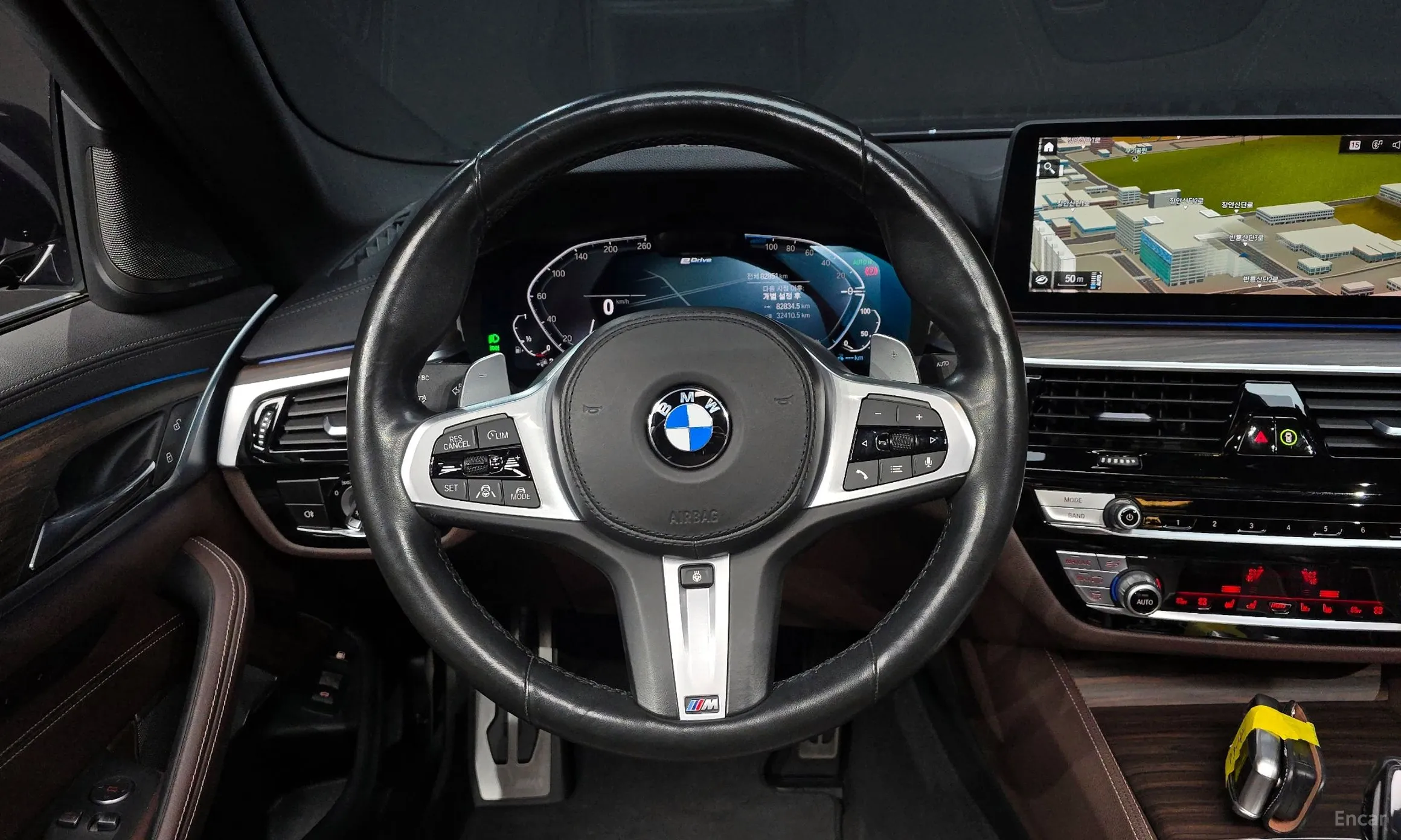 BMW 5 Series (G30) превью 13