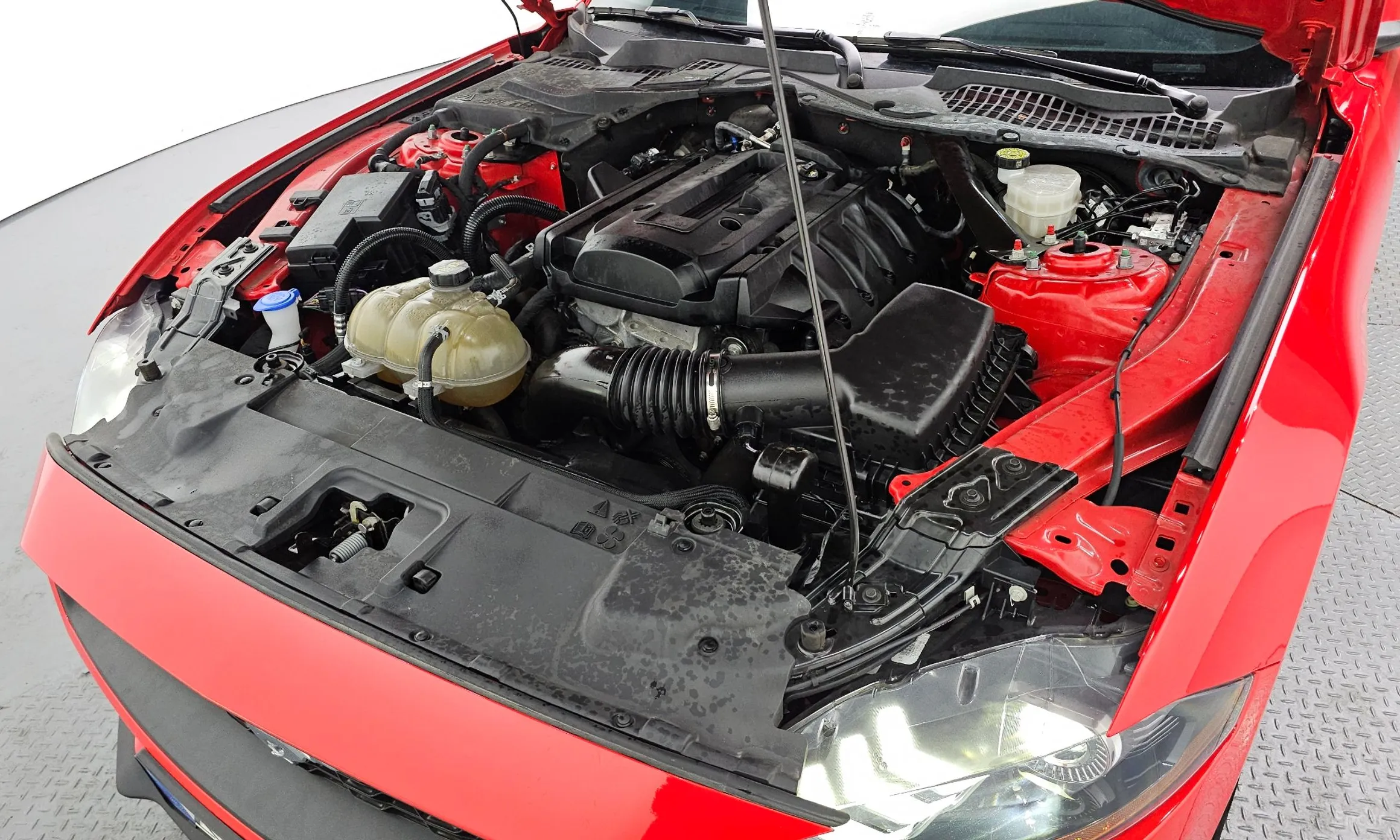Ford Mustang превью 6