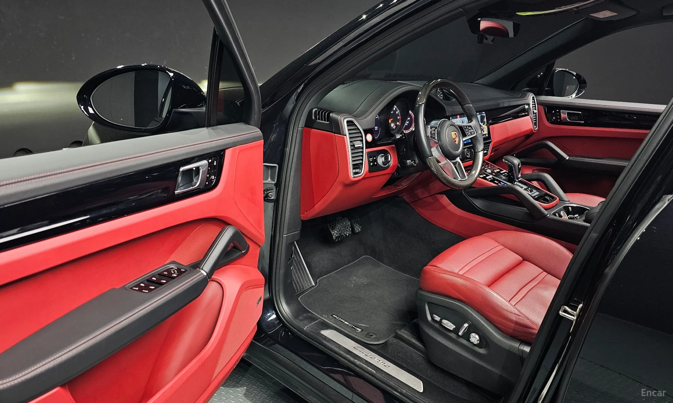 Porsche Cayenne (PO536) превью 11