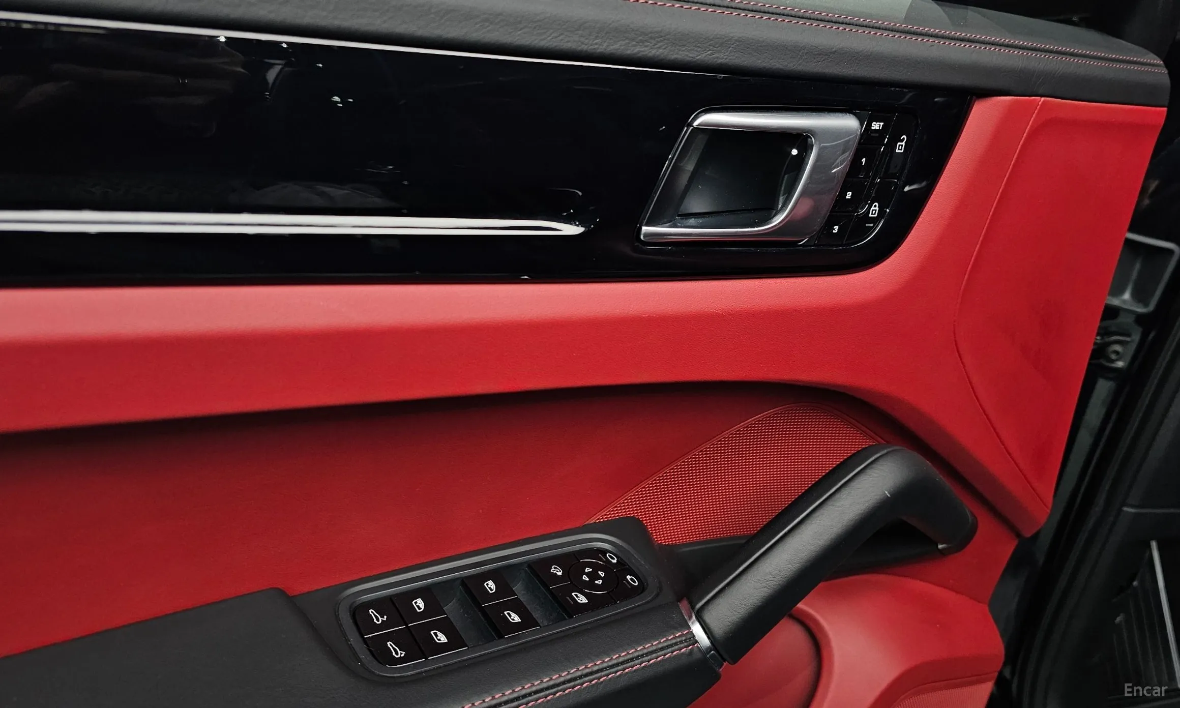 Porsche Cayenne (PO536) превью 18
