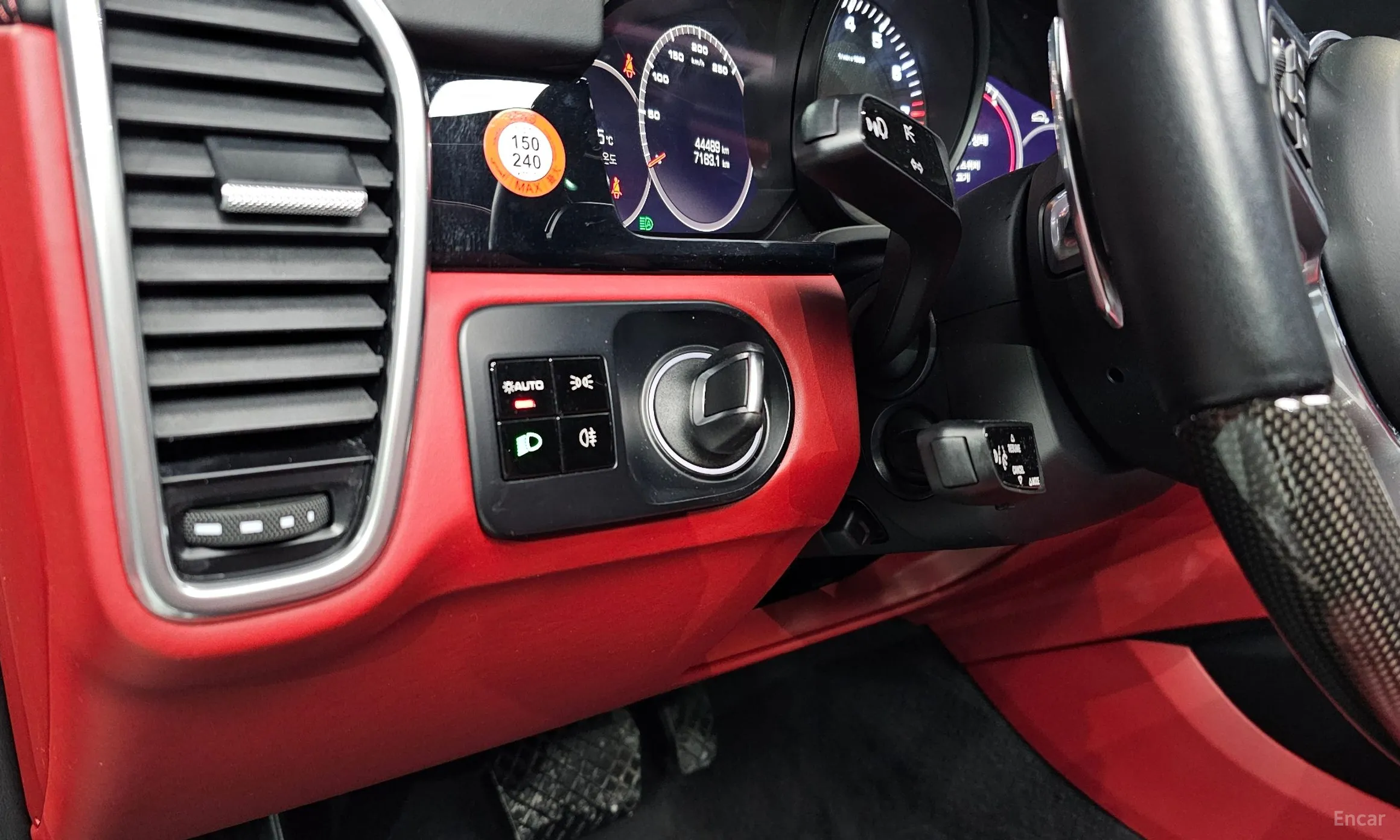 Porsche Cayenne (PO536) превью 19