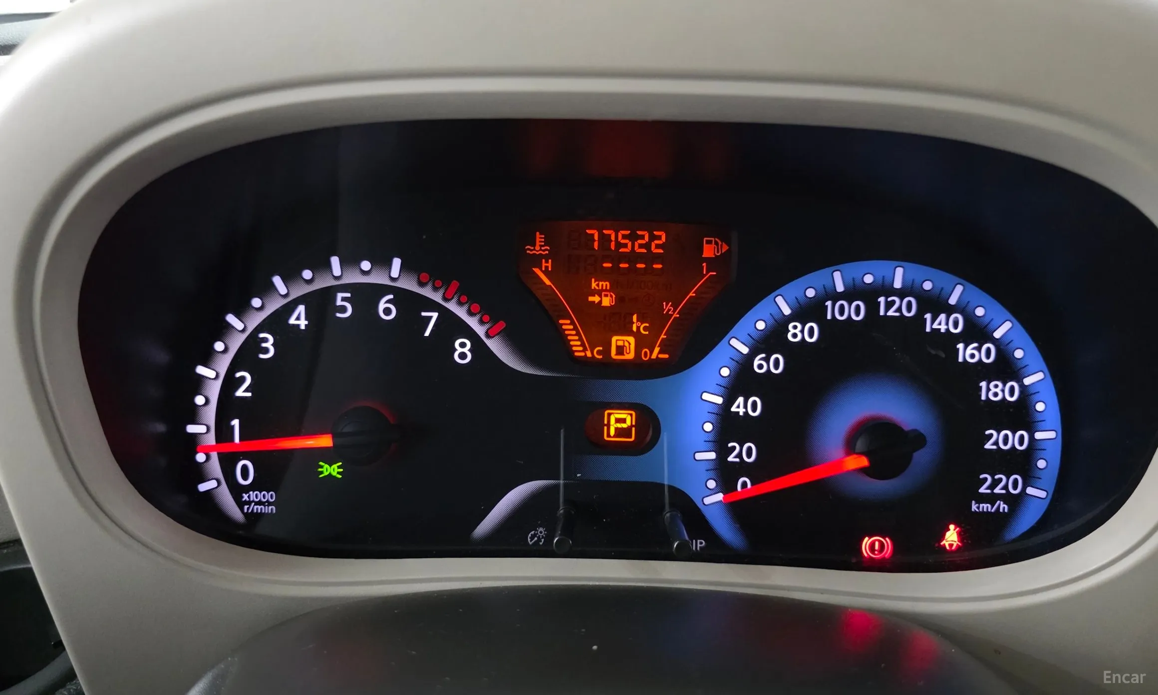 Nissan Cube превью 8