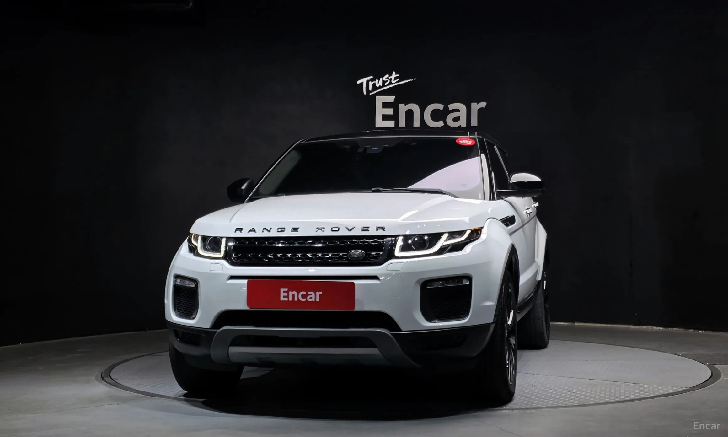Land Rover Range Rover Evoque превью 3