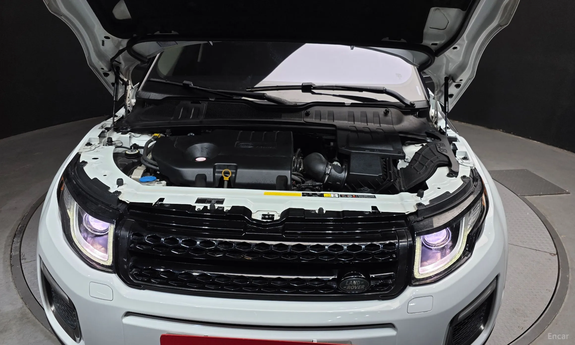 Land Rover Range Rover Evoque превью 6