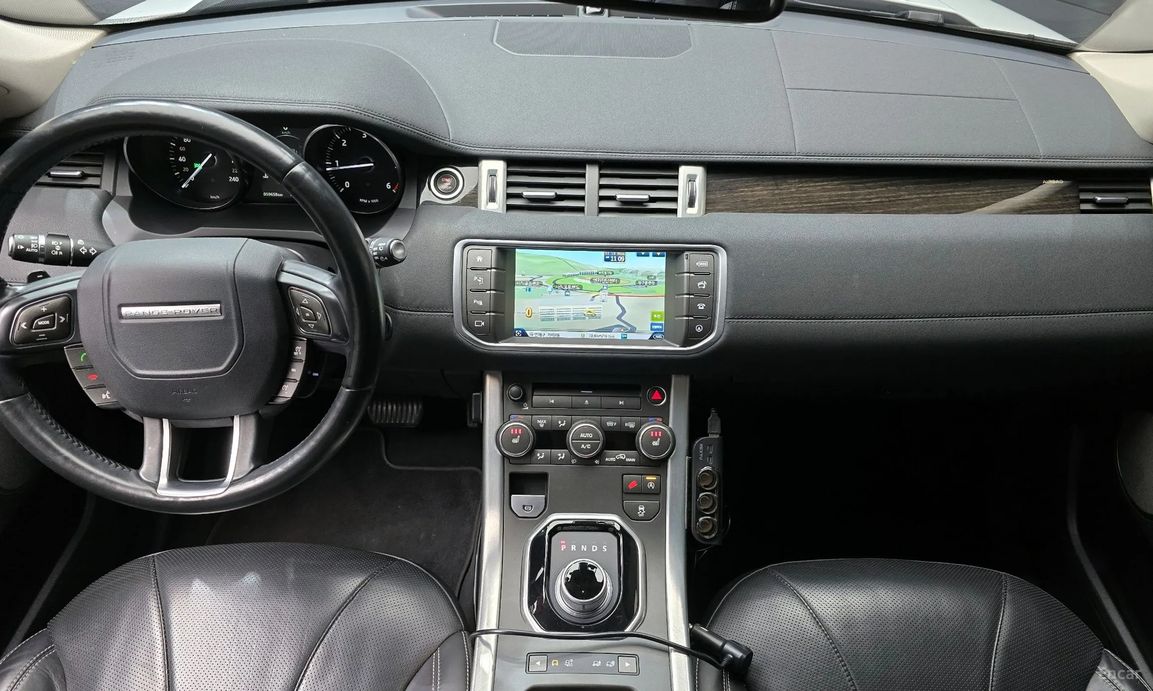 Land Rover Range Rover Evoque превью 7