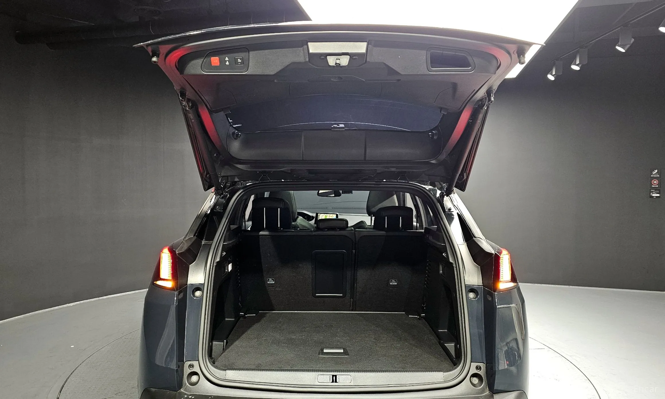 Peugeot 3008 2nd generation превью 20