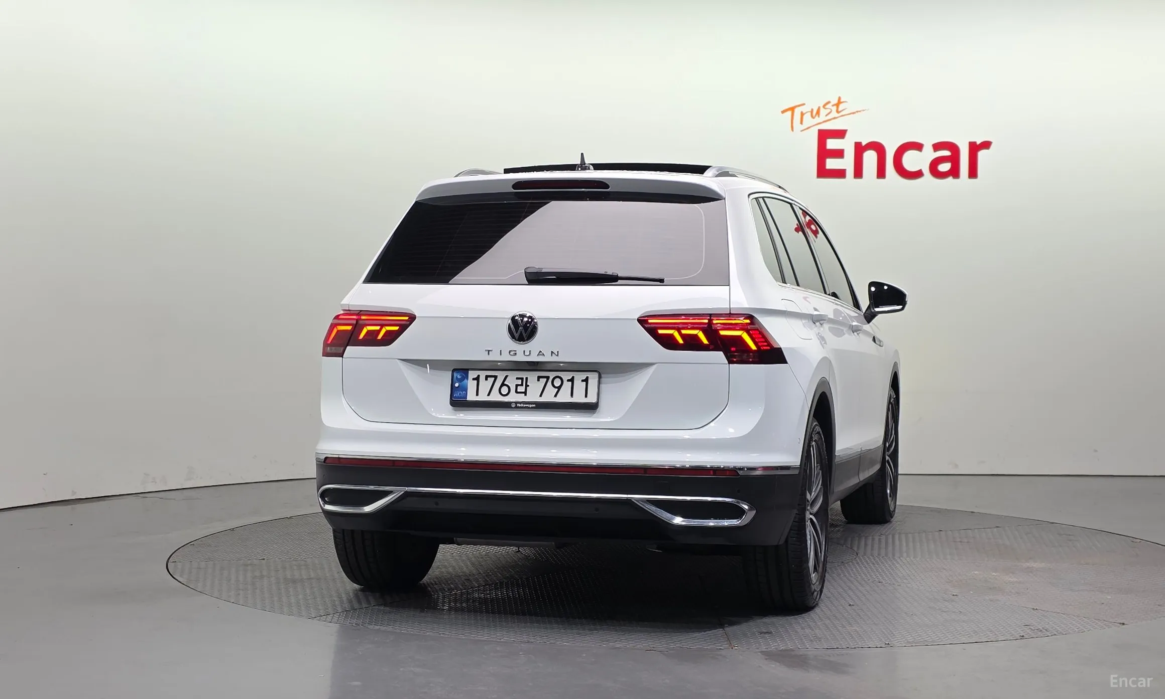 Volkswagen Tiguan 2nd Generation превью 4