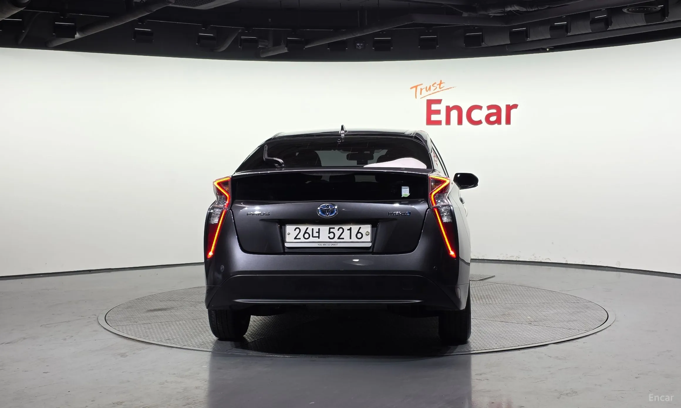Toyota Prius 4th Generation превью 4
