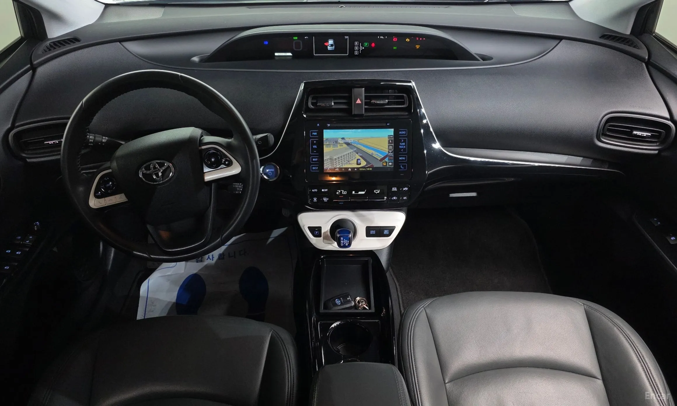 Toyota Prius 4th Generation превью 7