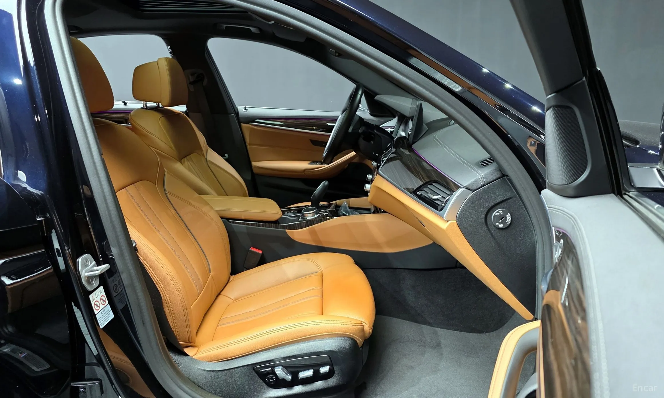 BMW 5 Series (G30) превью 11