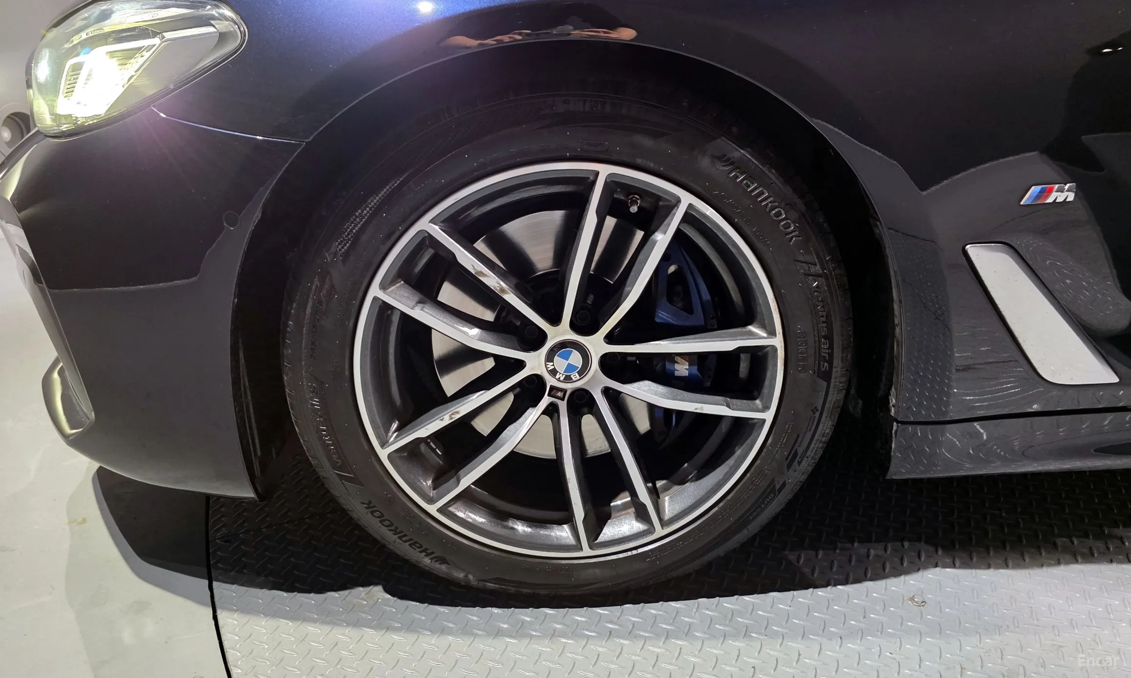 BMW 5 Series (G30) превью 5