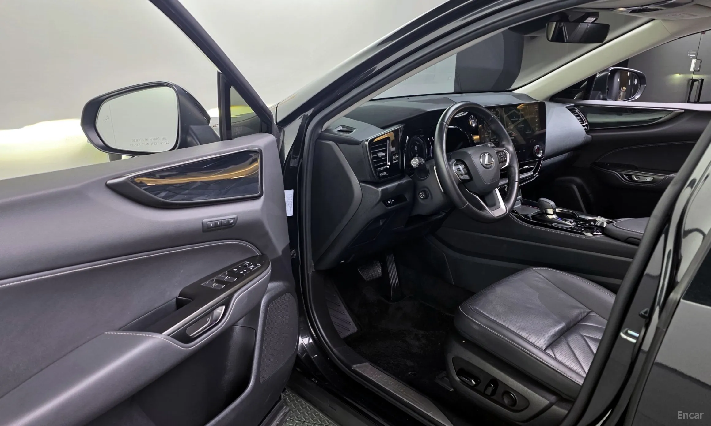 Lexus NX350h Gen 2 превью 10