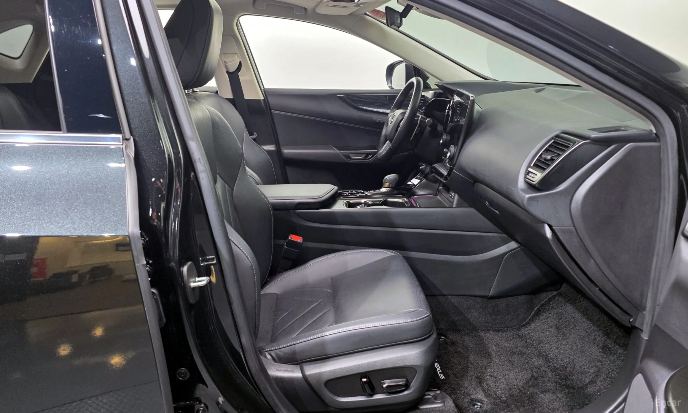Lexus NX350h Gen 2 превью 11