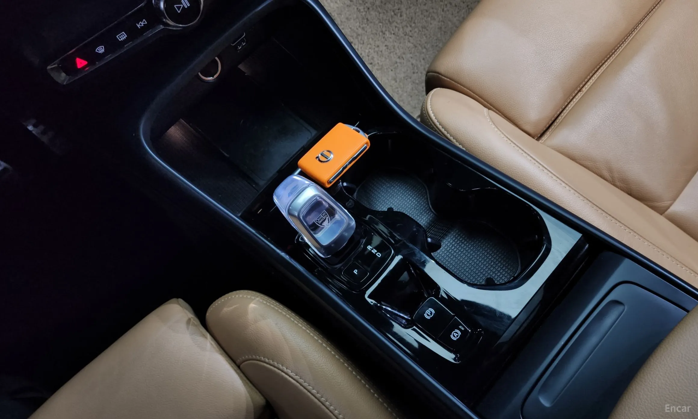Volvo XC40 превью 9