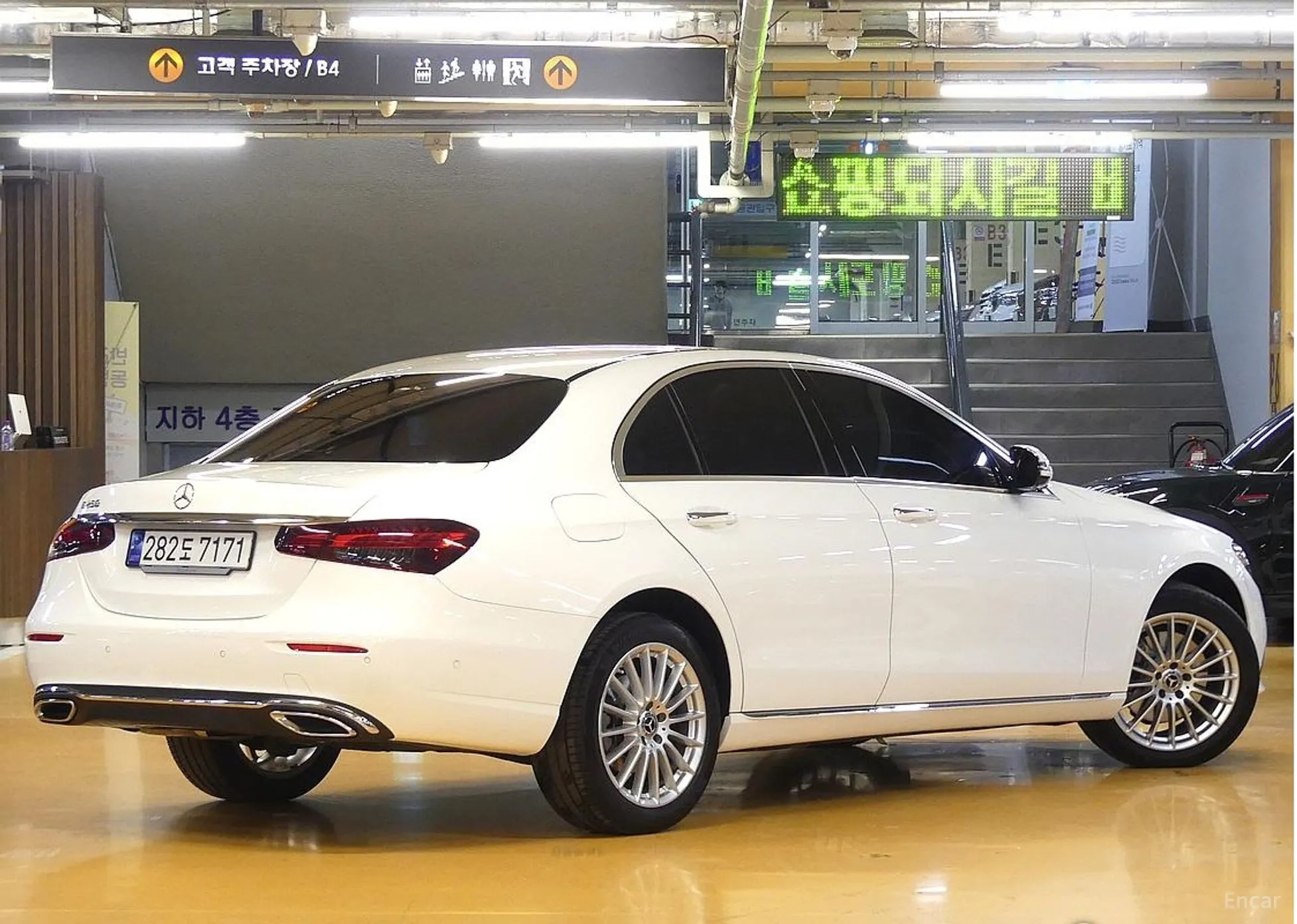 Mercedes Benz E-Class W213