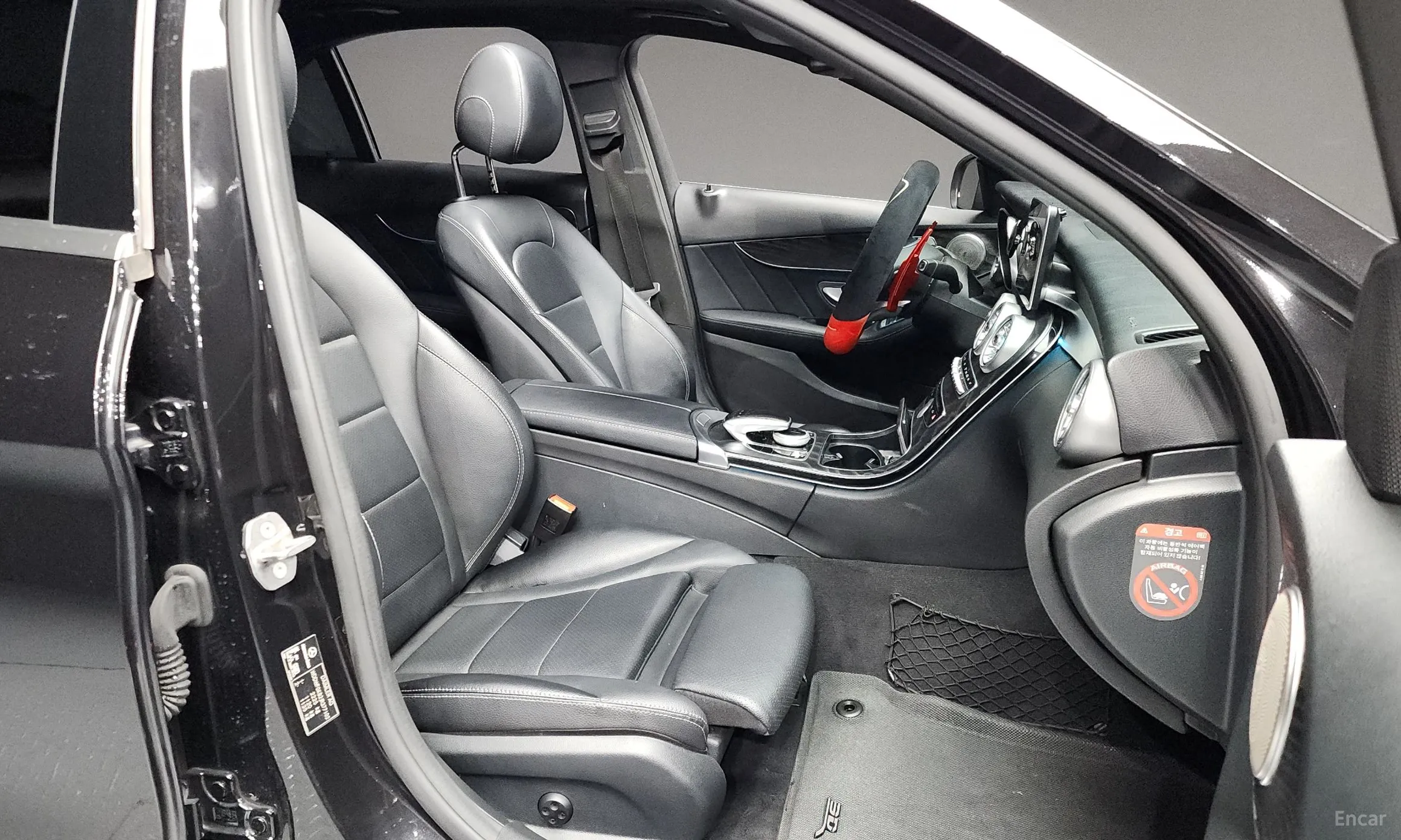 Mercedes Benz C-Class W205 превью 11