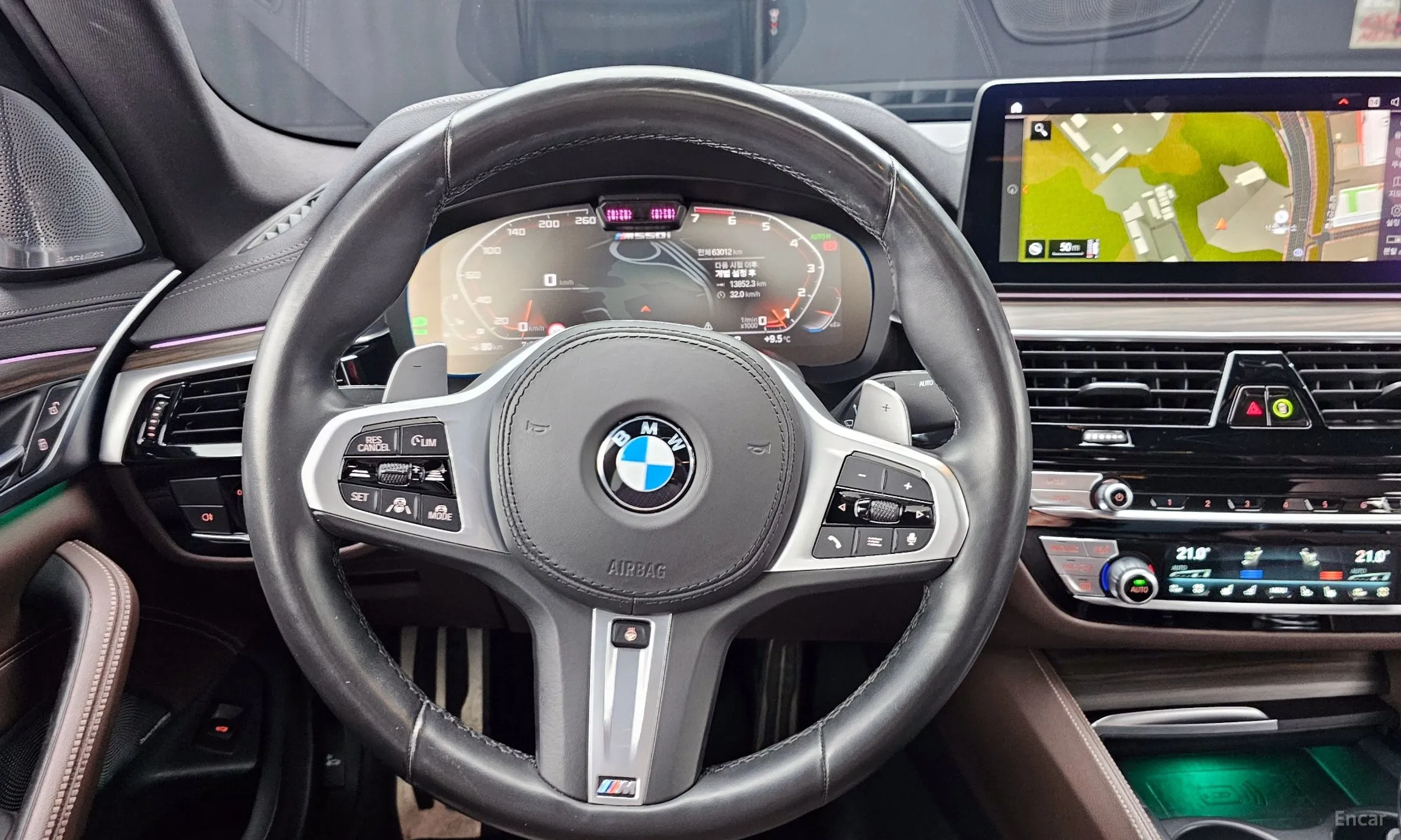 BMW 5 Series (G30) превью 13