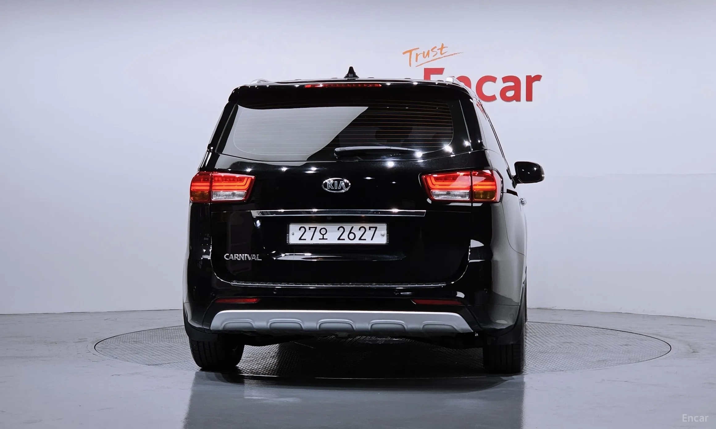 Kia Carnival превью 4