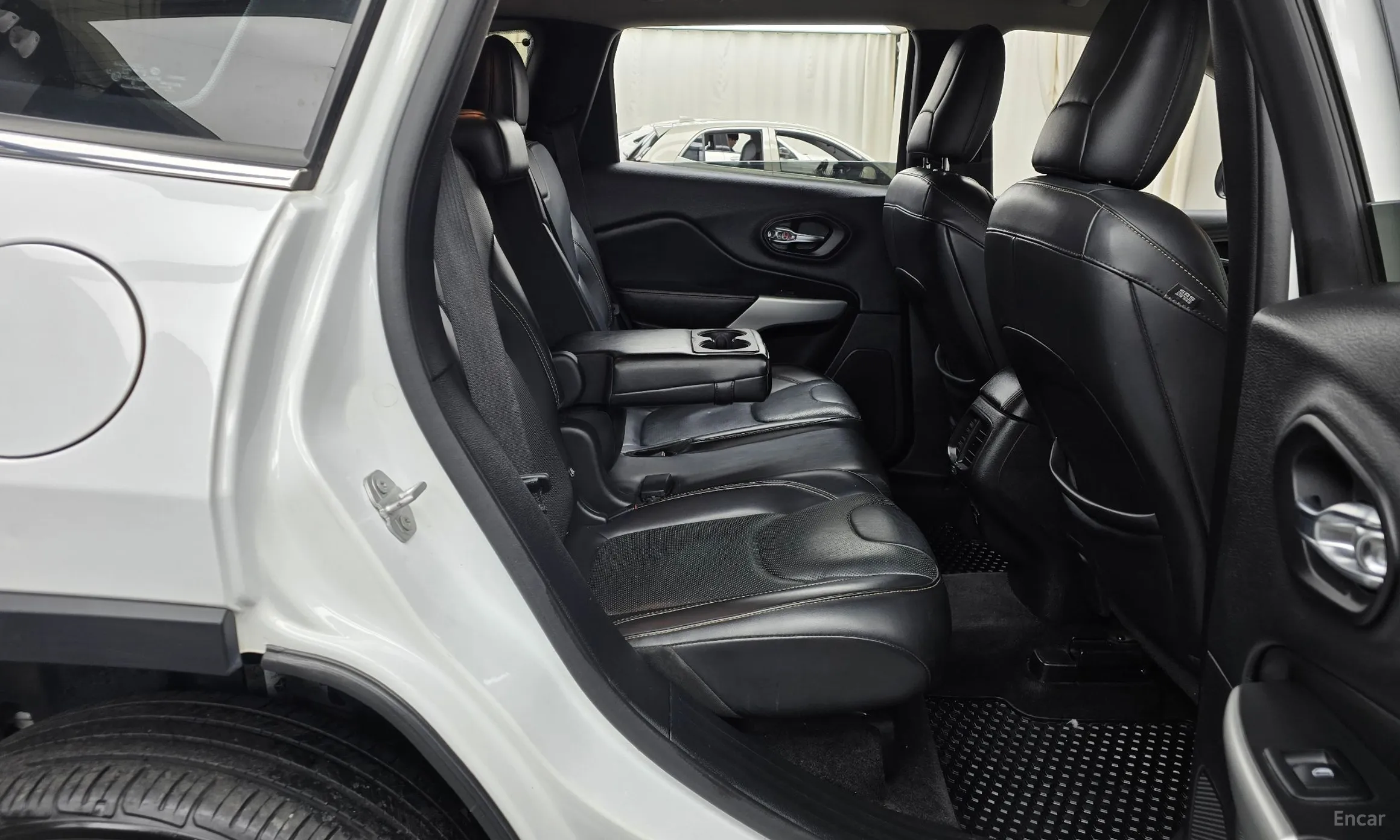 Jeep Cherokee (KL) превью 12