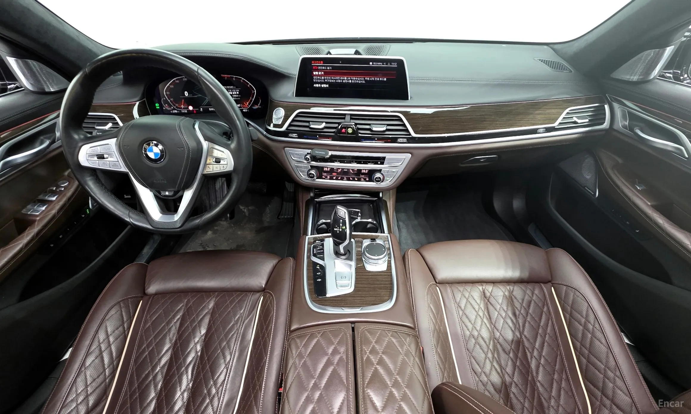 BMW 7 Series (G11) превью 7