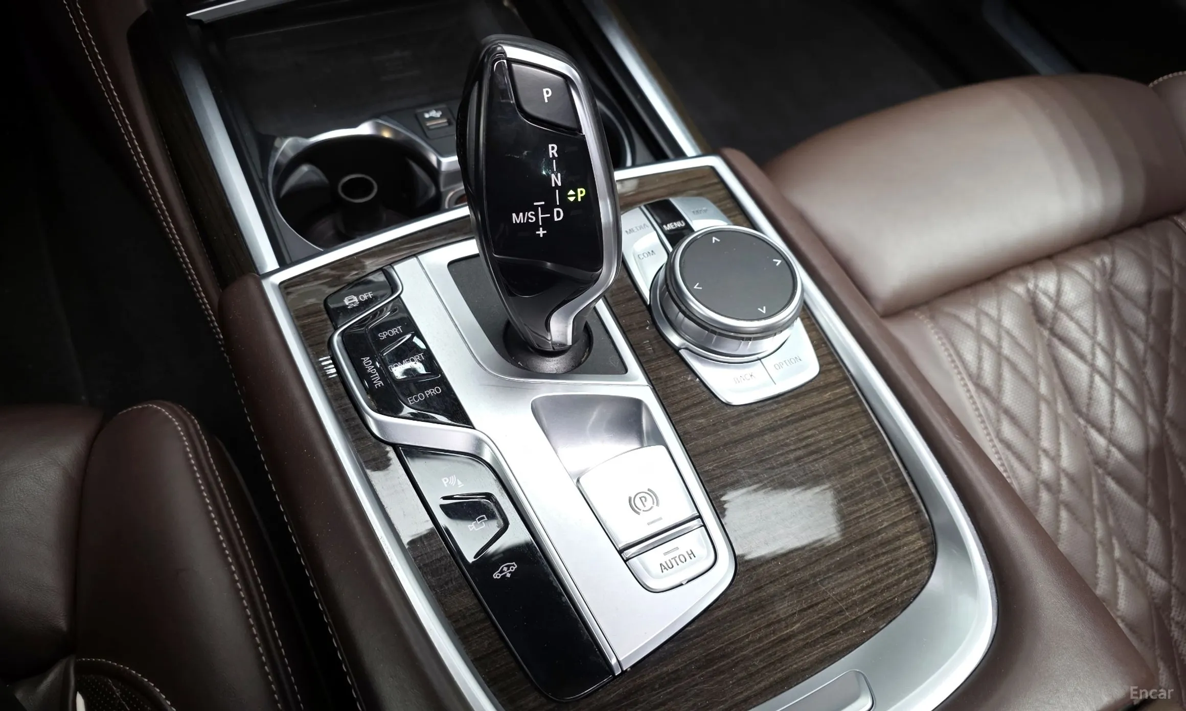 BMW 7 Series (G11) превью 9