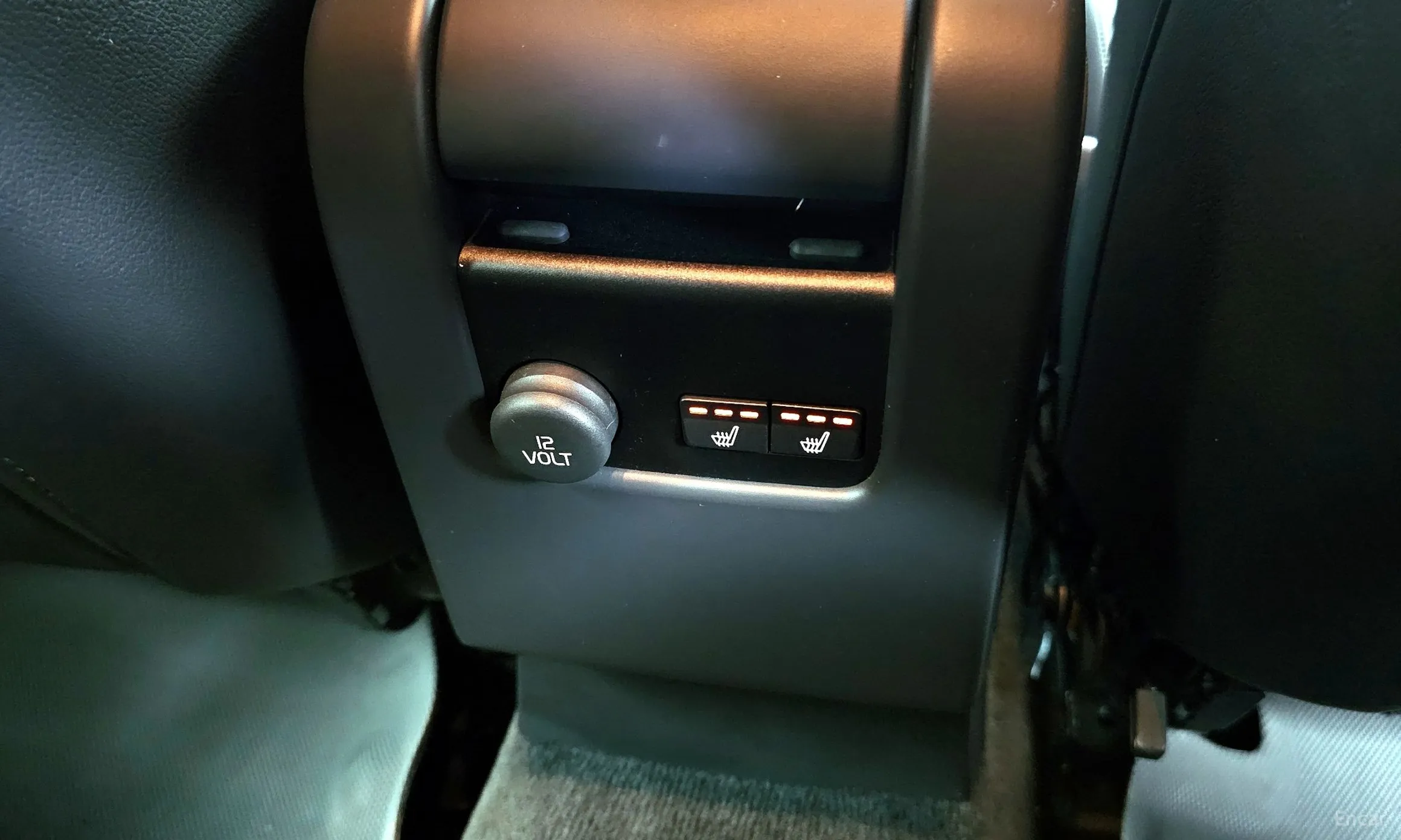 Volvo S60 превью 19