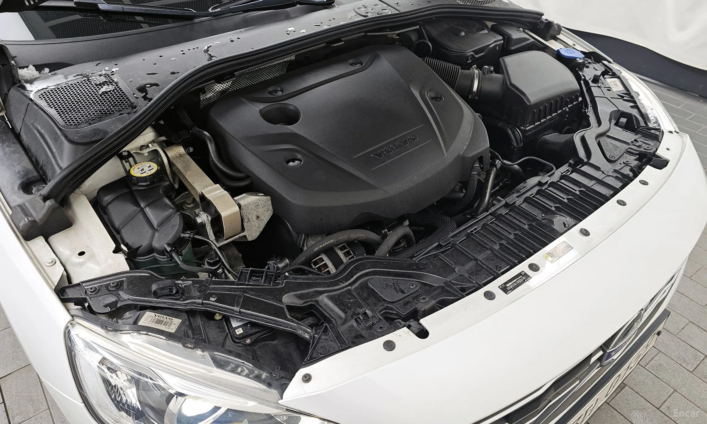 Volvo S60 превью 6