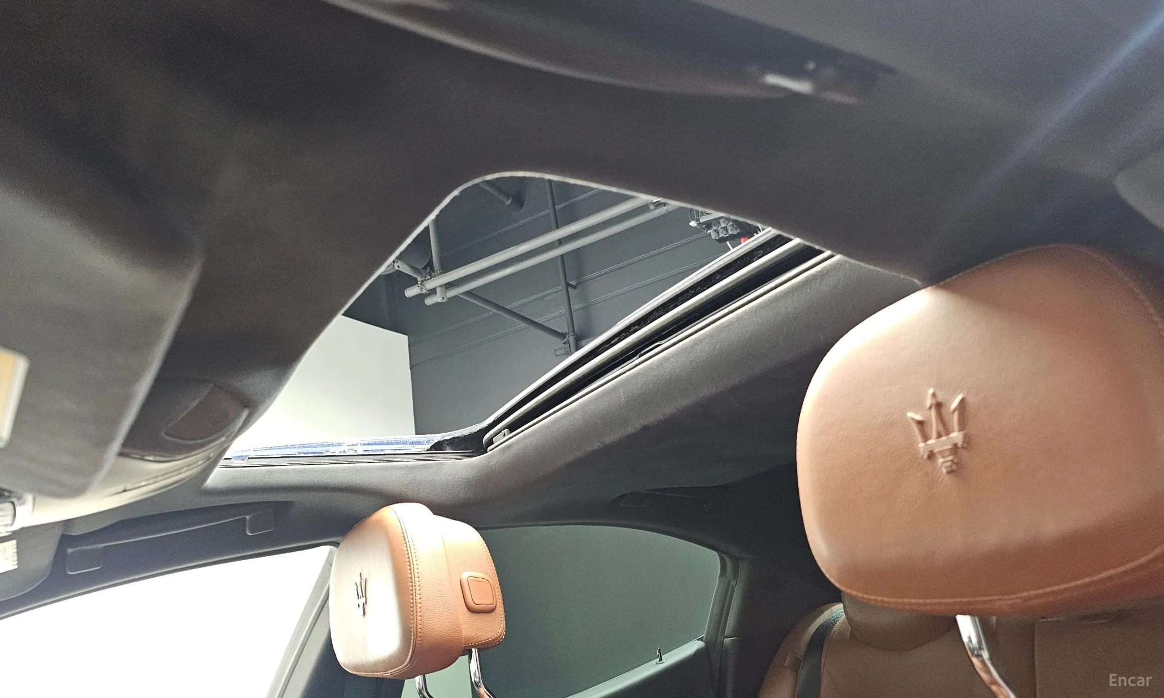 Maserati Ghibli превью 19