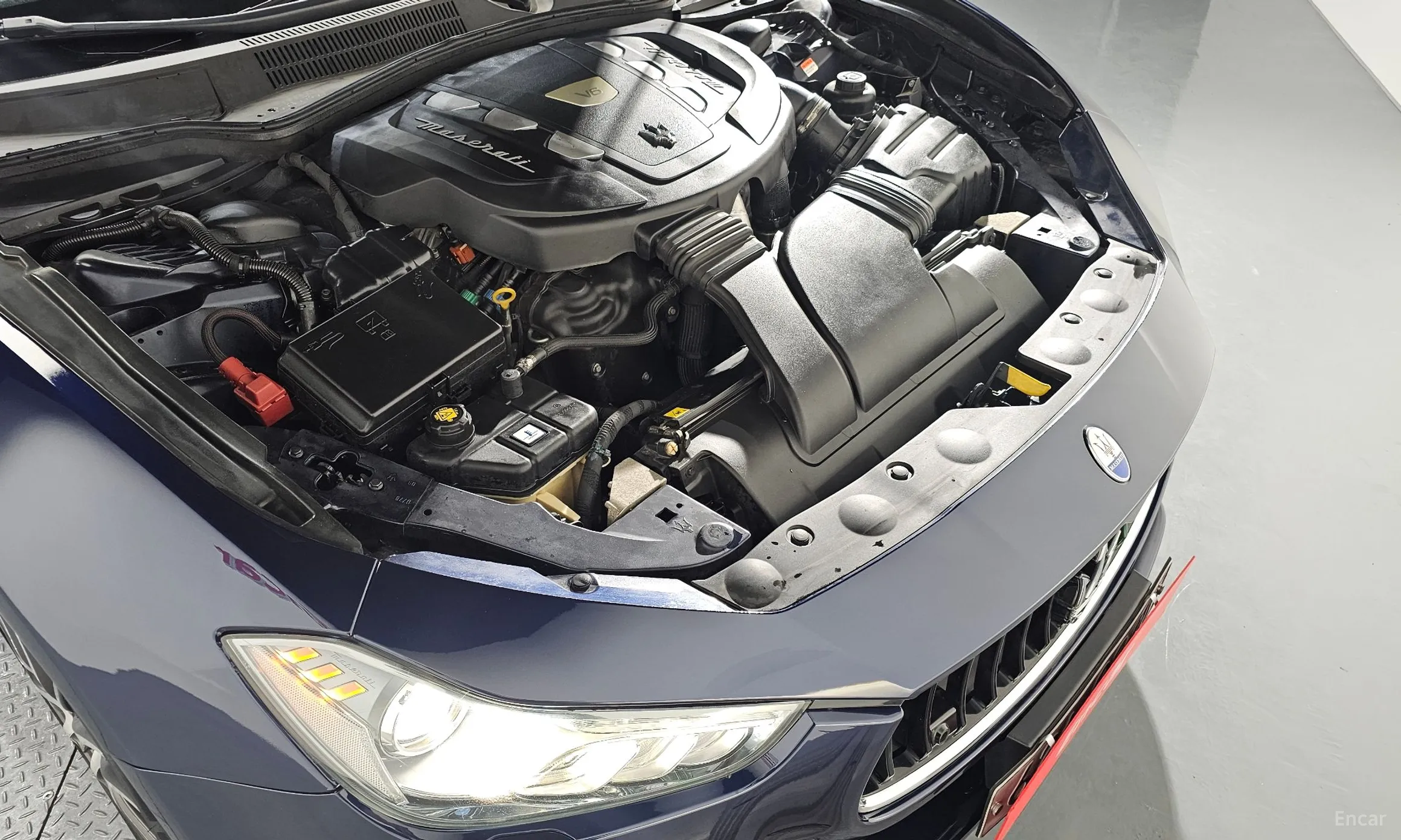 Maserati Ghibli превью 6