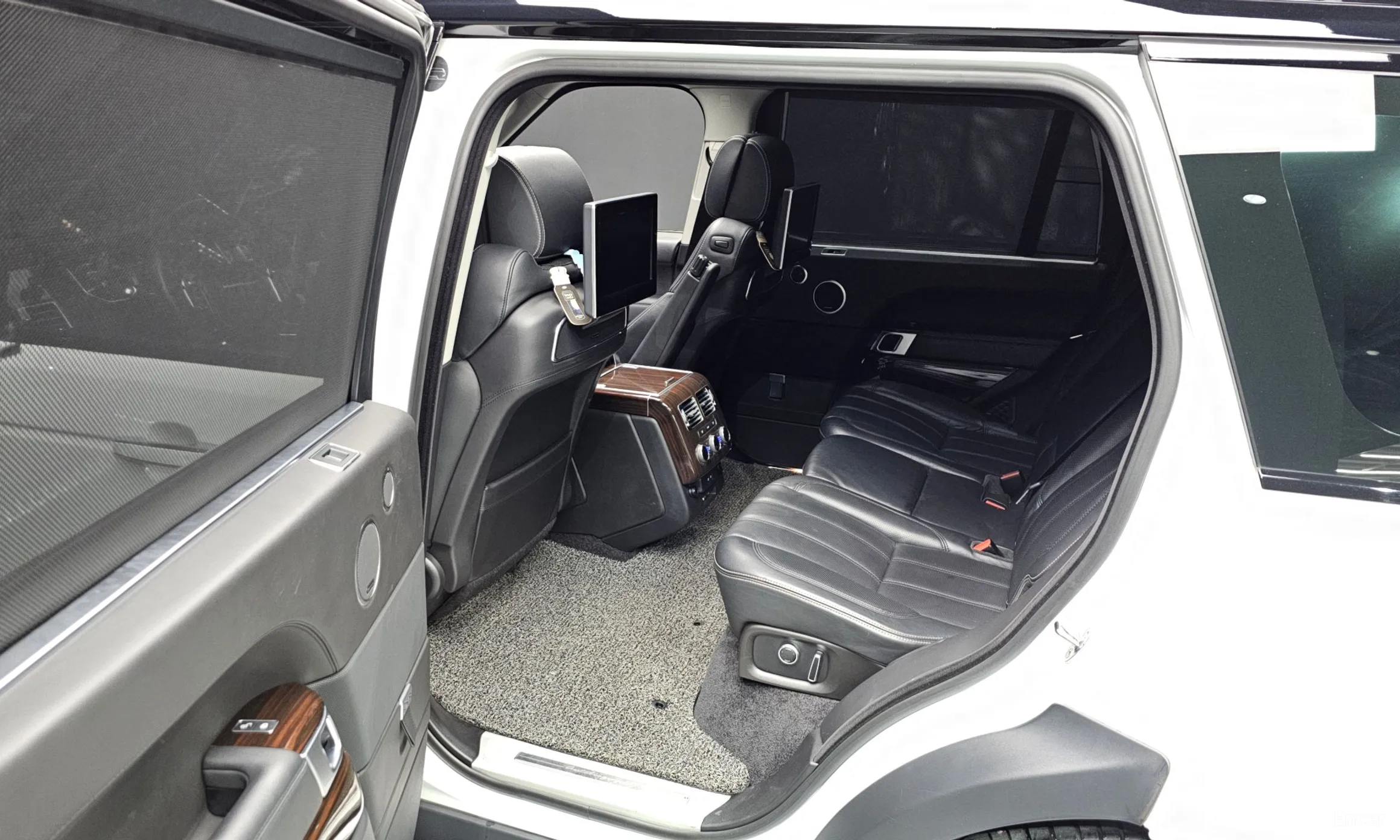 Land Rover Range Rover 4th Generation превью 12