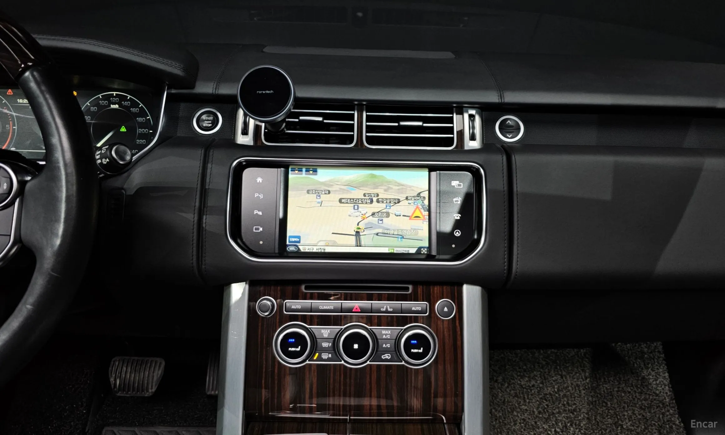 Land Rover Range Rover 4th Generation превью 14