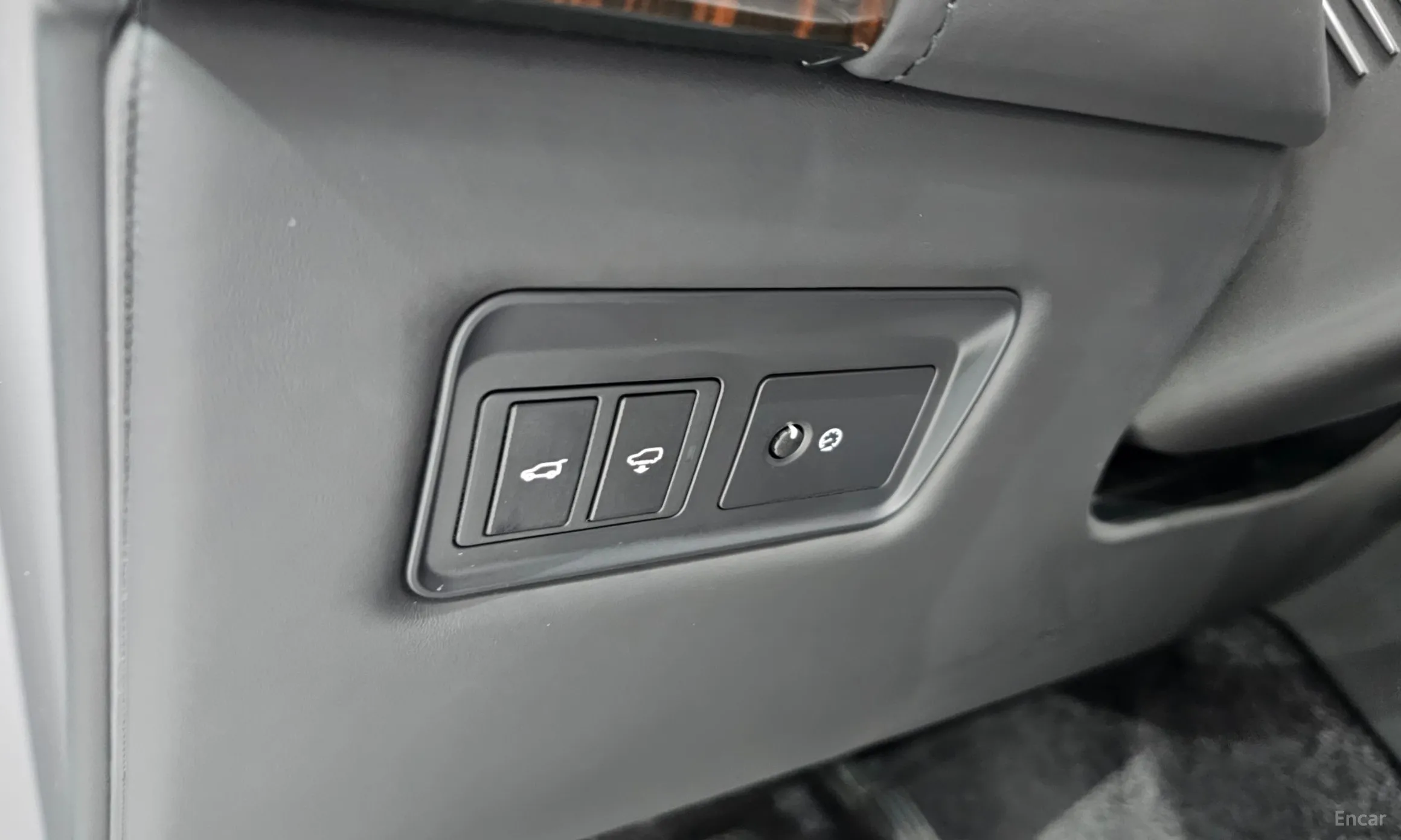 Land Rover Range Rover 4th Generation превью 9