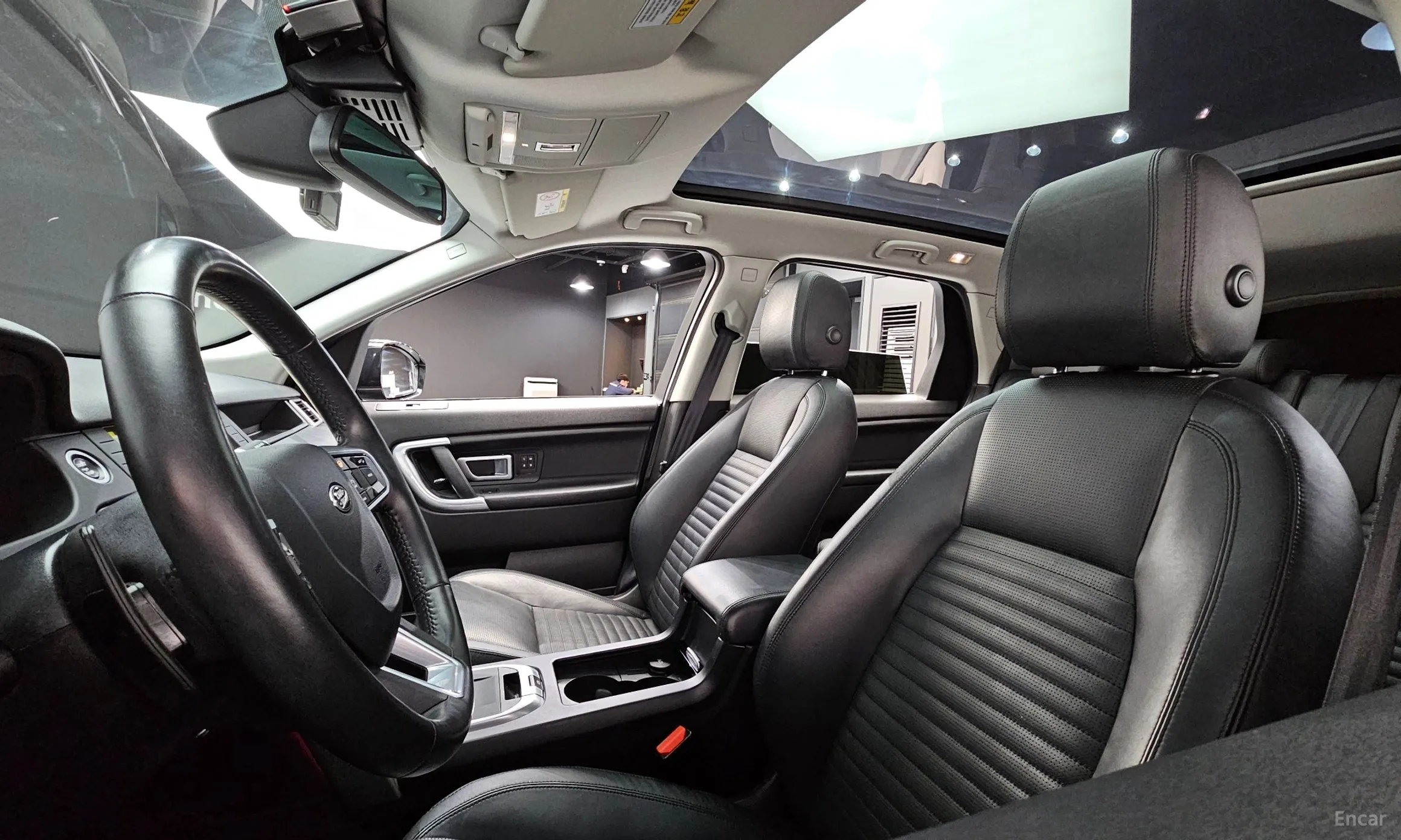 Land Rover Discovery Sports превью 20