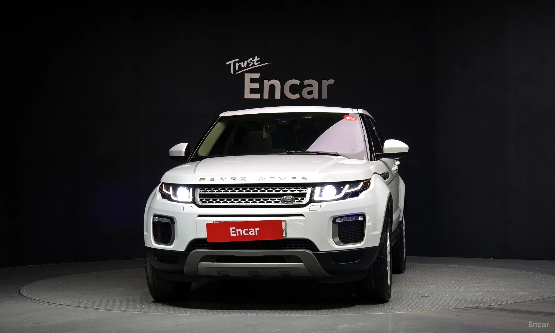 Land Rover Range Rover Evoque превью 3