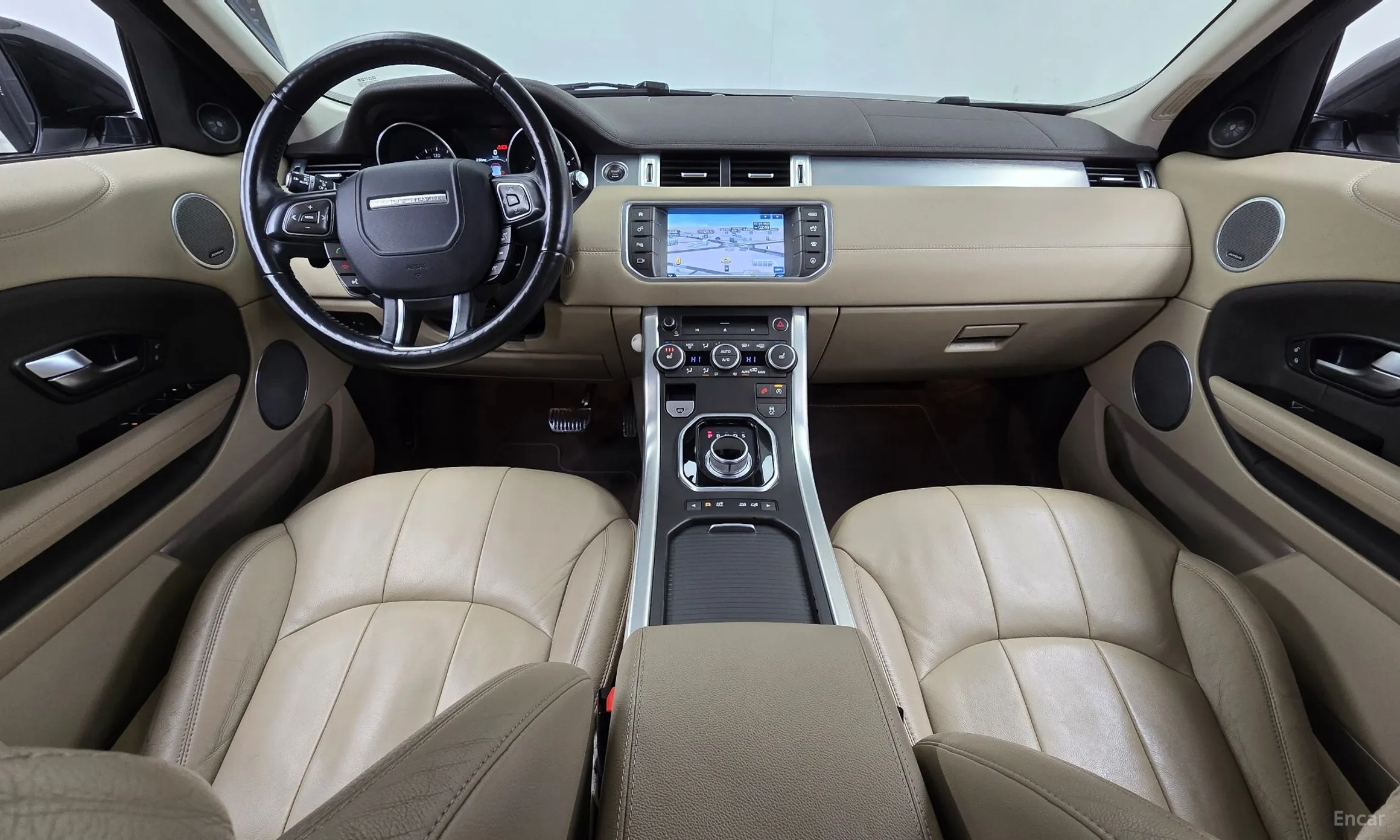 Land Rover Range Rover Evoque превью 7