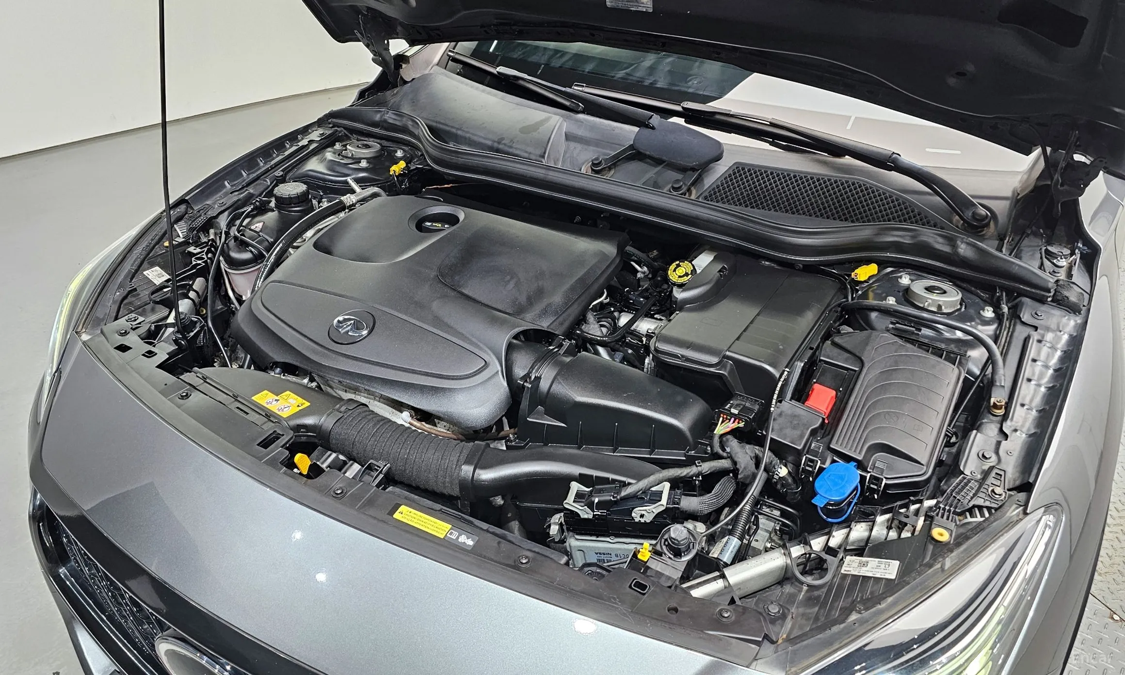 Infiniti Q30 превью 6