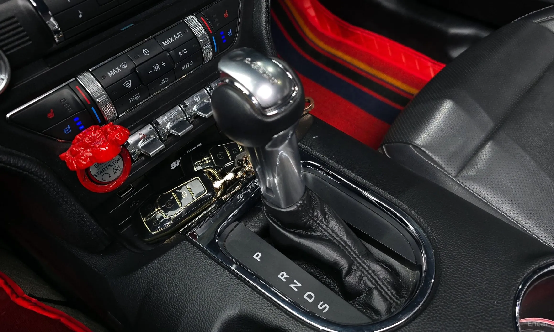Ford Mustang превью 9