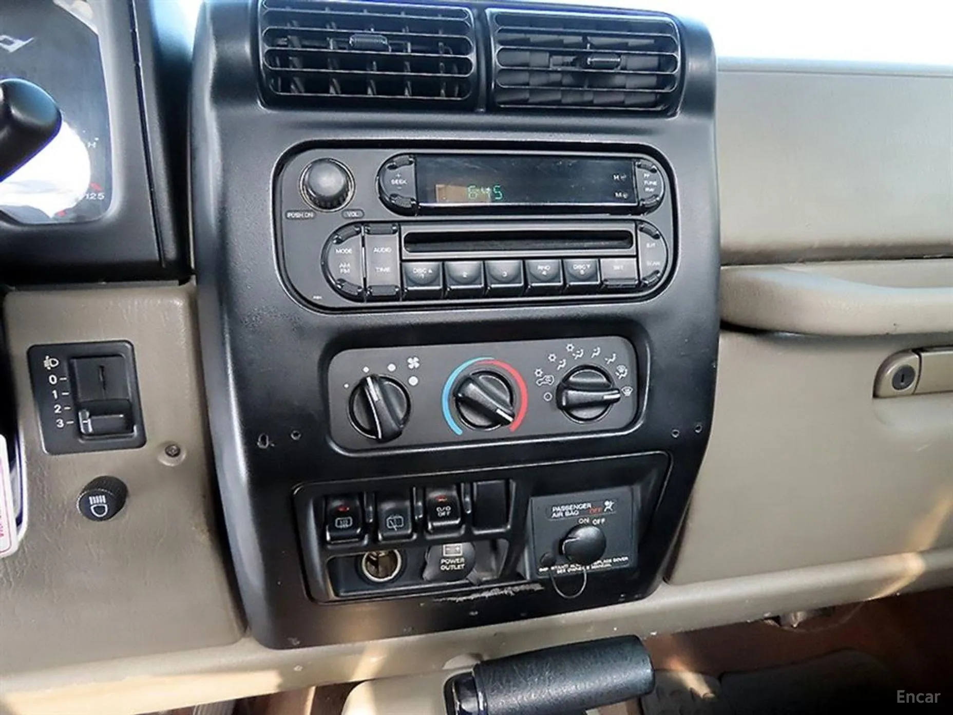 Jeep Wrangler (TJ) превью 12