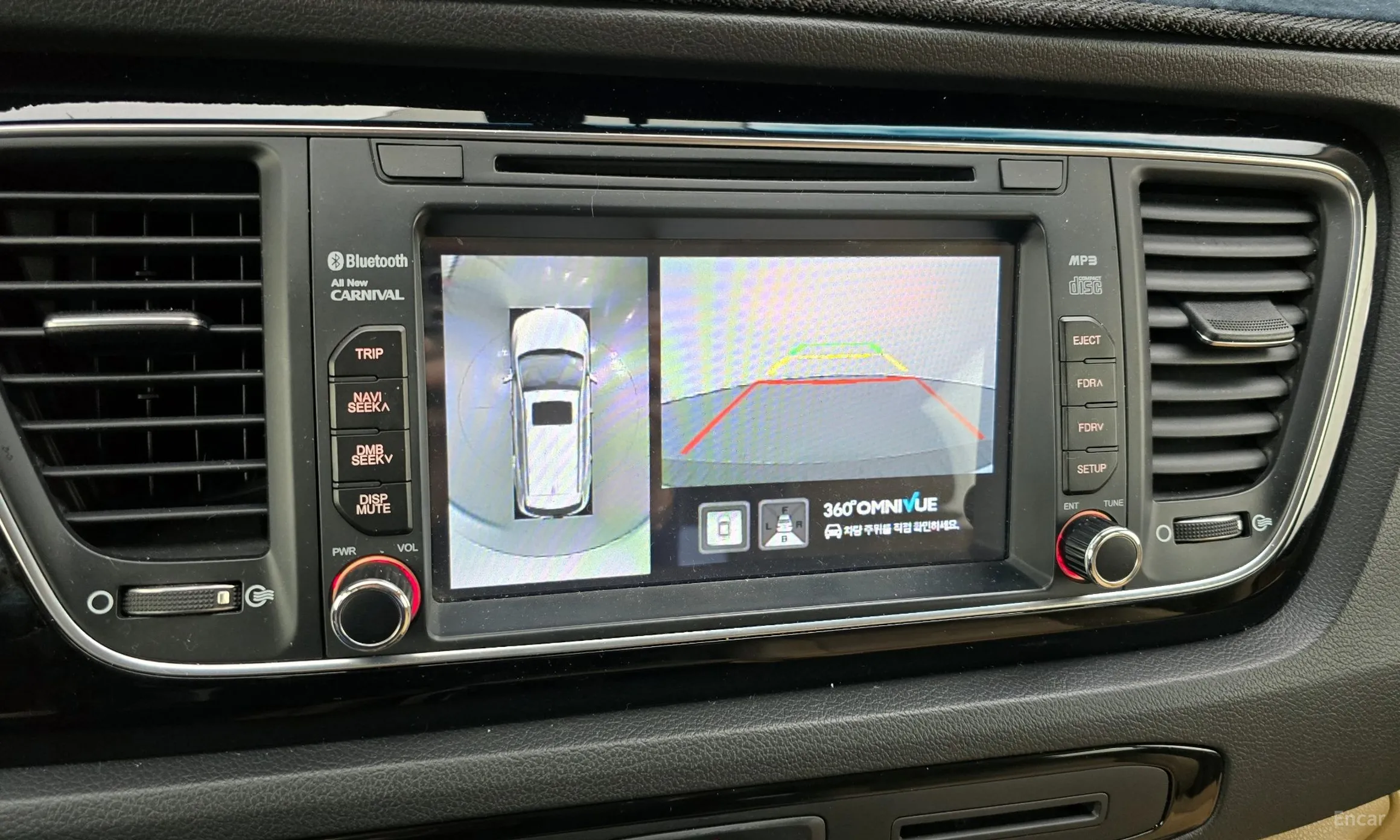 Kia Carnival превью 16