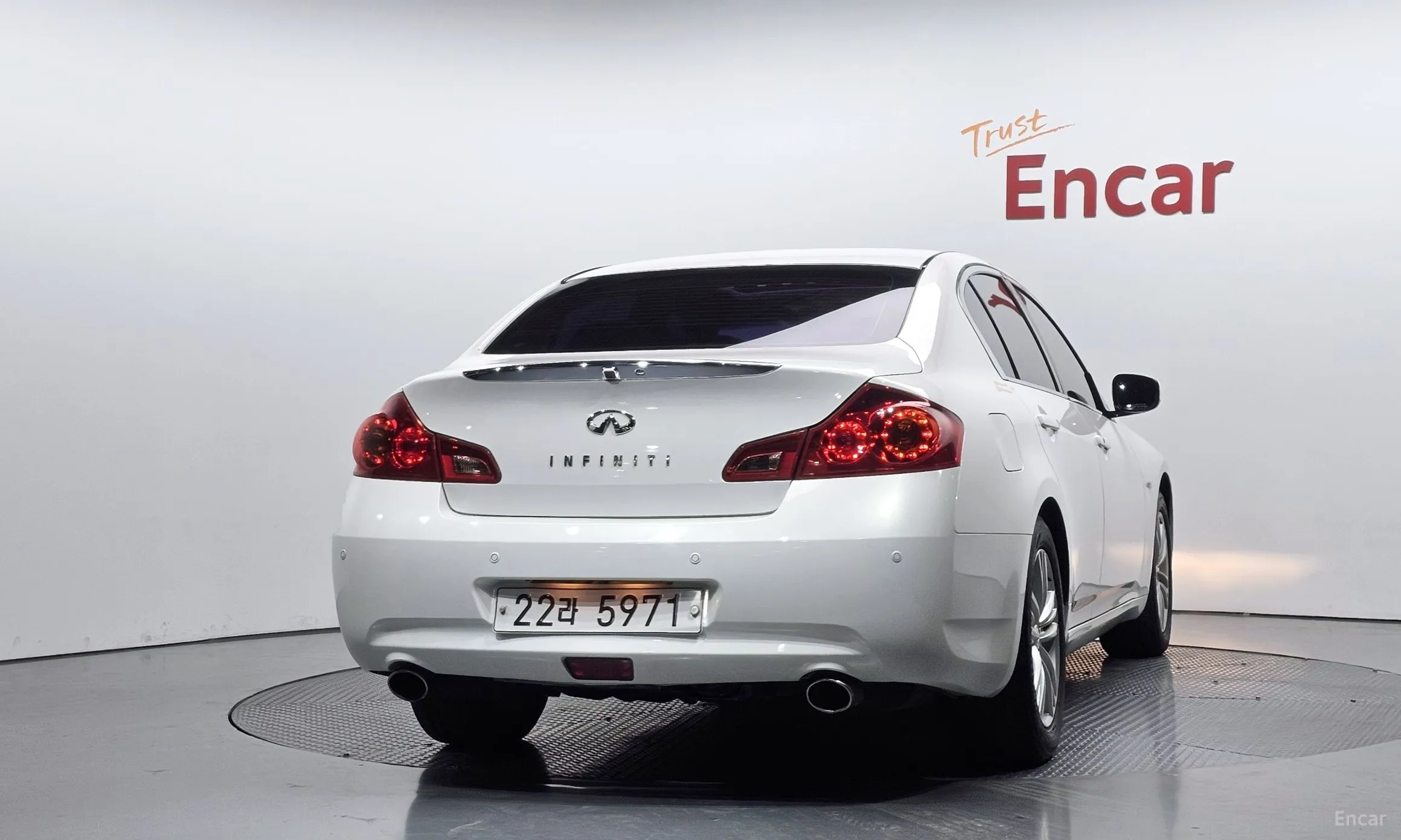 Infiniti G25 превью 4