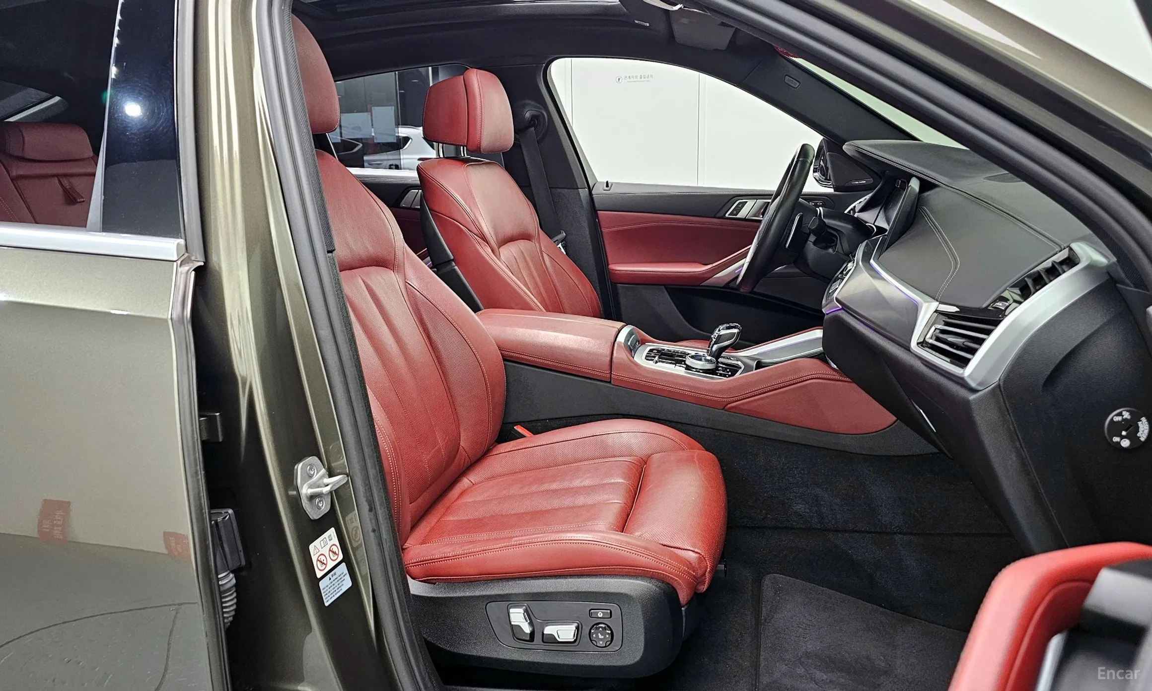 BMW X6 (G06) превью 10