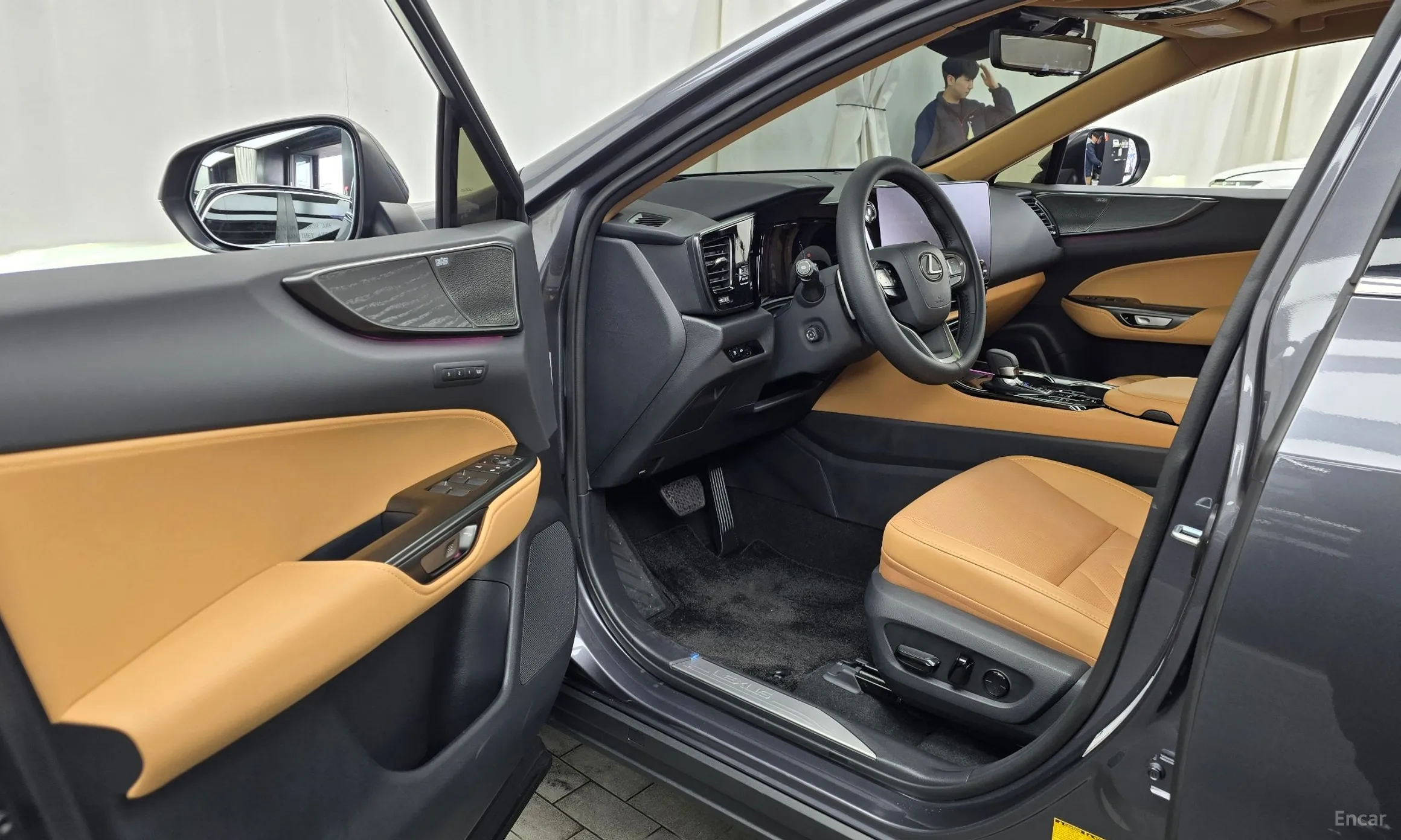 Lexus NX350h Gen 2 превью 10