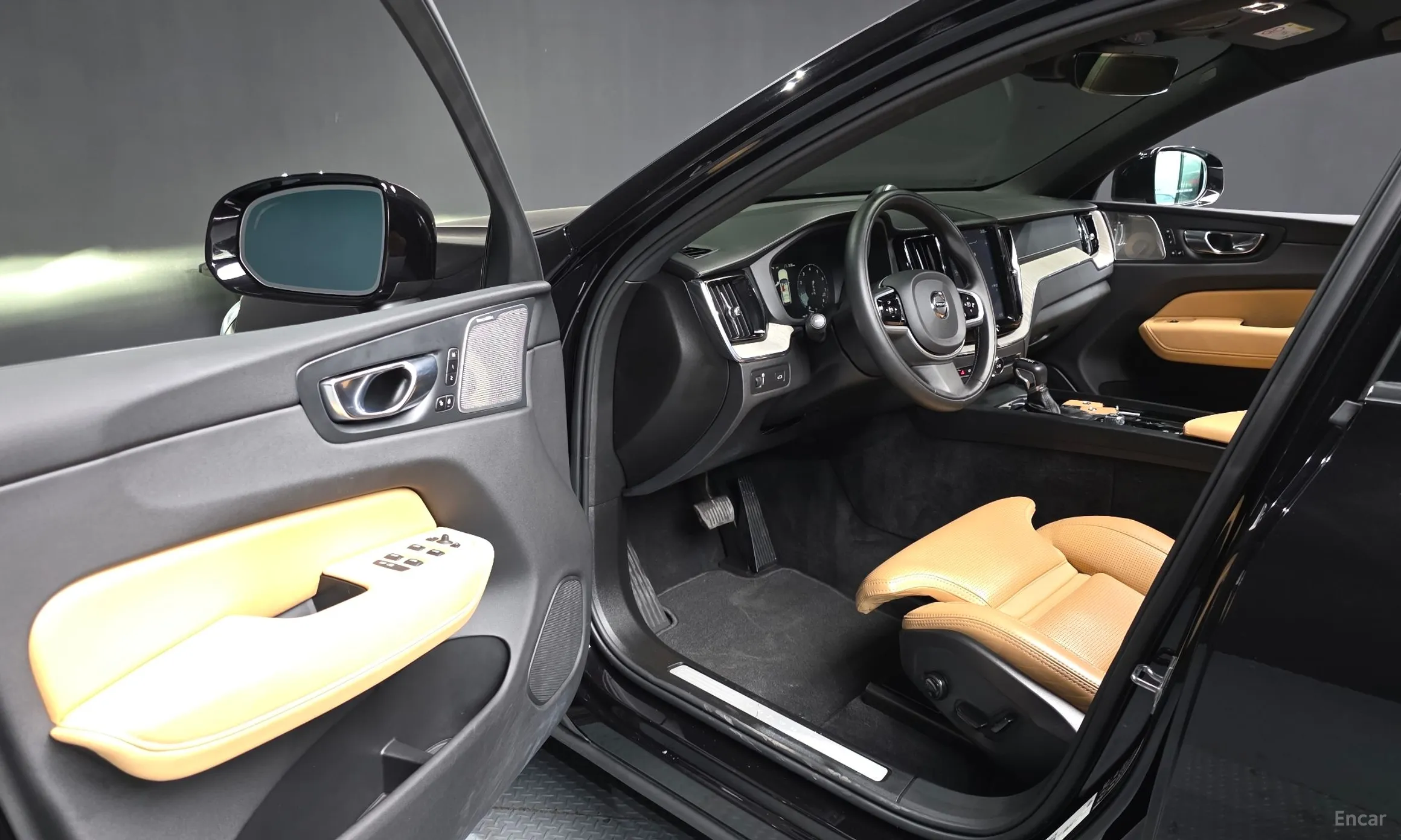 Volvo XC60 Gen 2 превью 10
