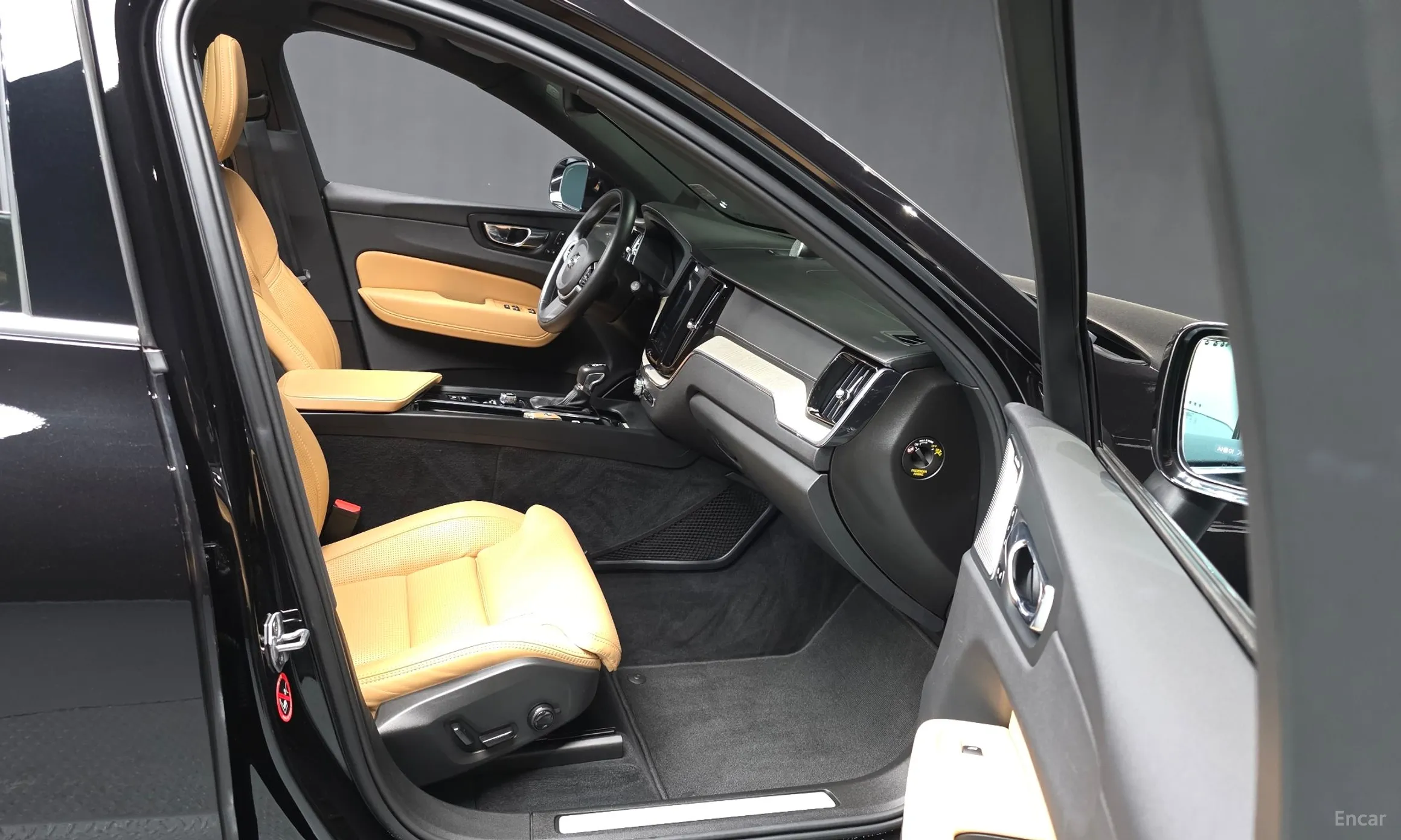 Volvo XC60 Gen 2 превью 11