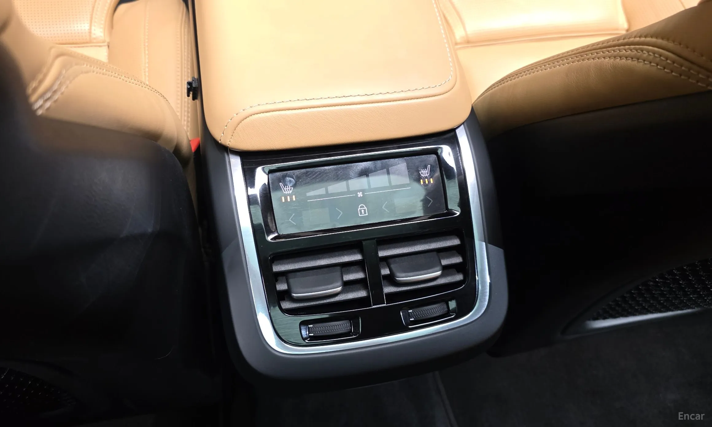 Volvo XC60 Gen 2 превью 18