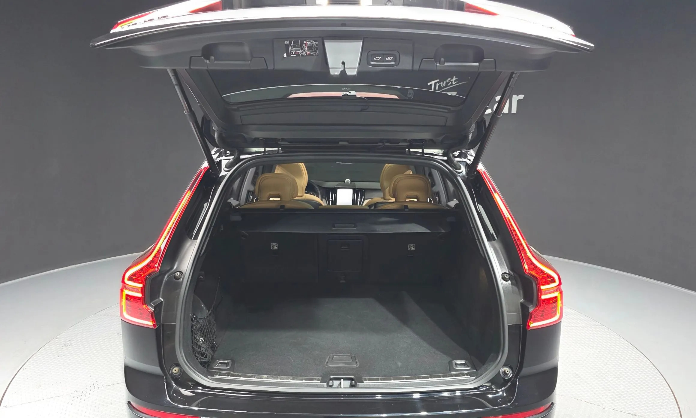 Volvo XC60 Gen 2 превью 20