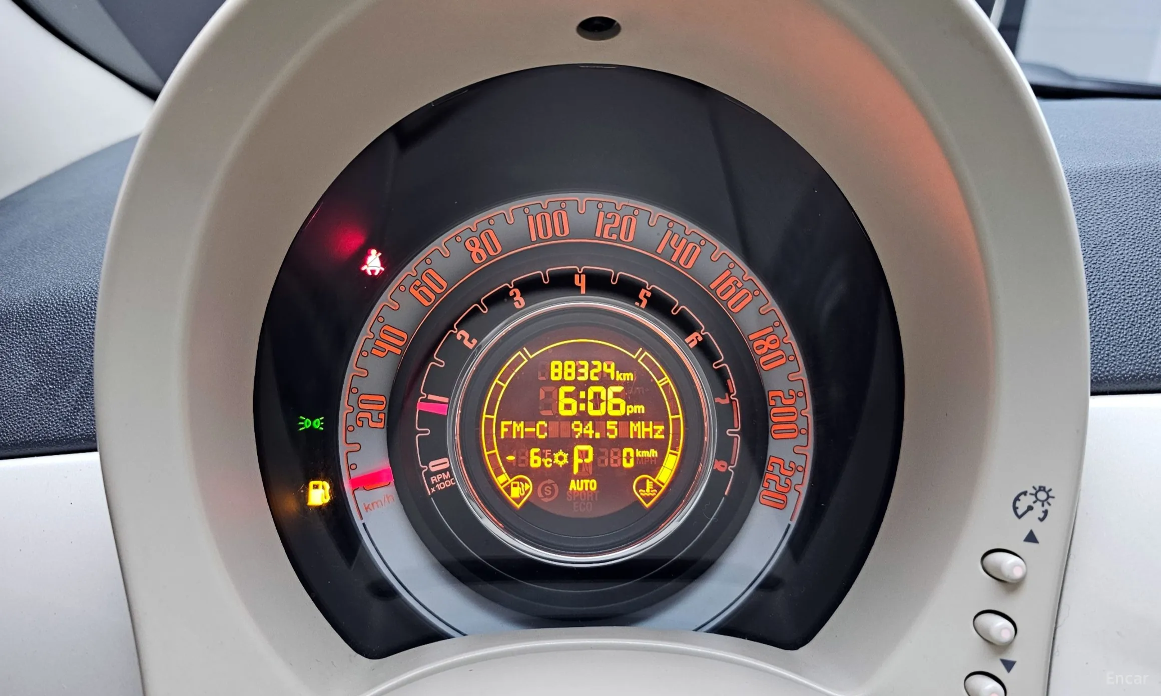 Fiat 500 превью 8