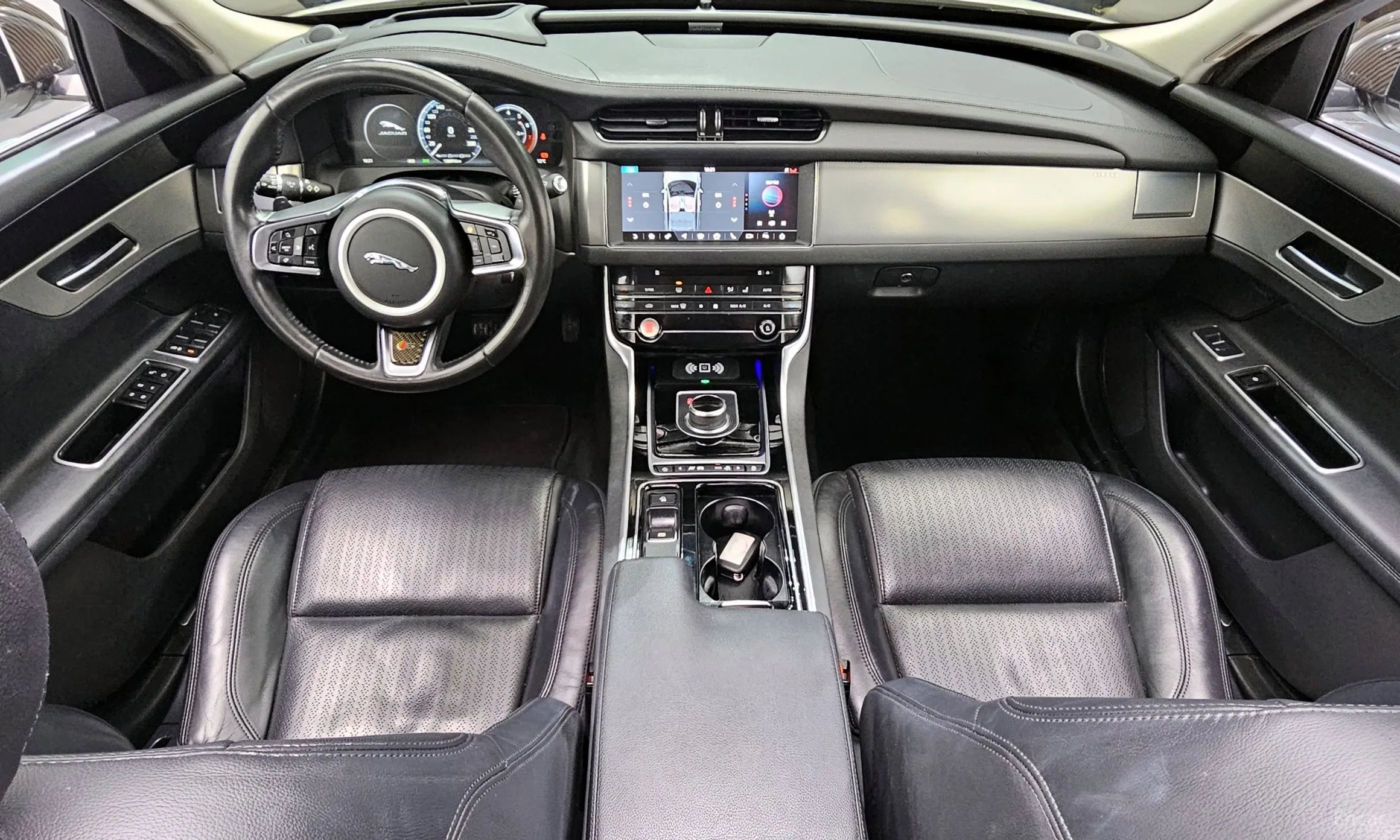 Jaguar XF (x260) превью 7