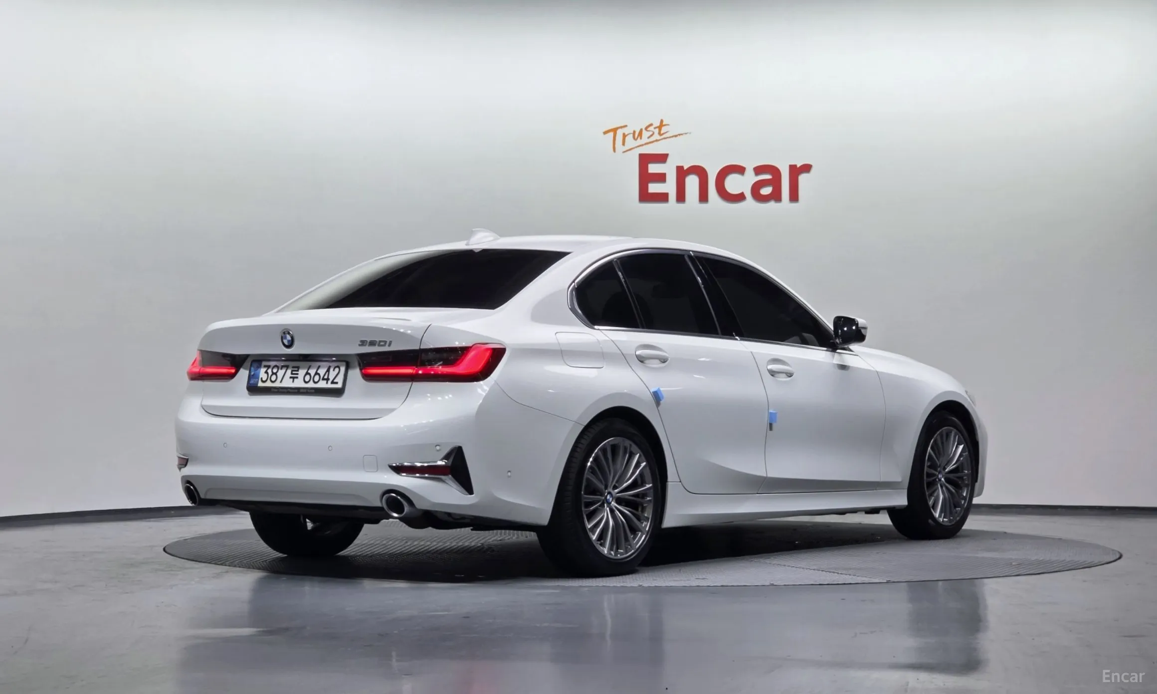 BMW 3 Series (G20) превью 2